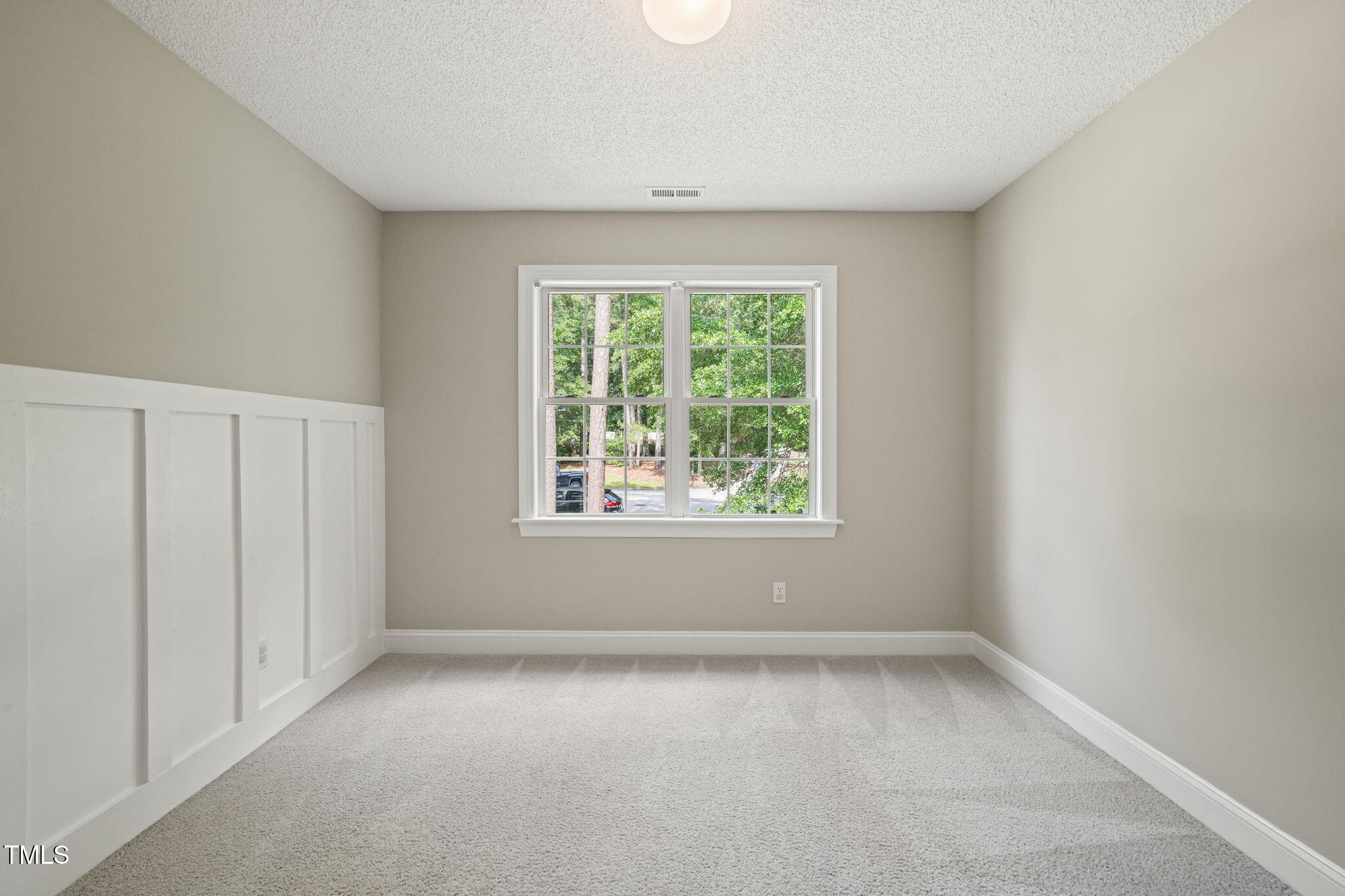 1005 Barmkin Place