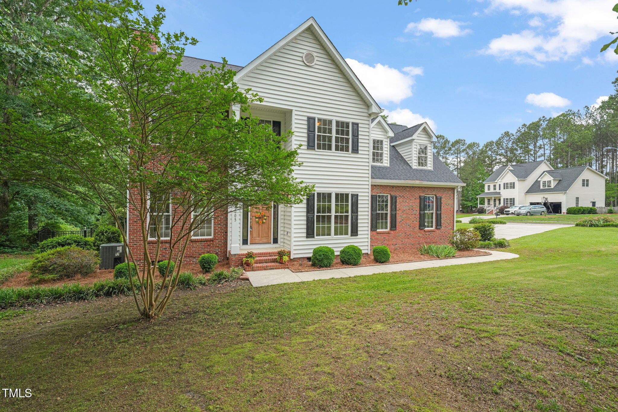 1005 Barmkin Place