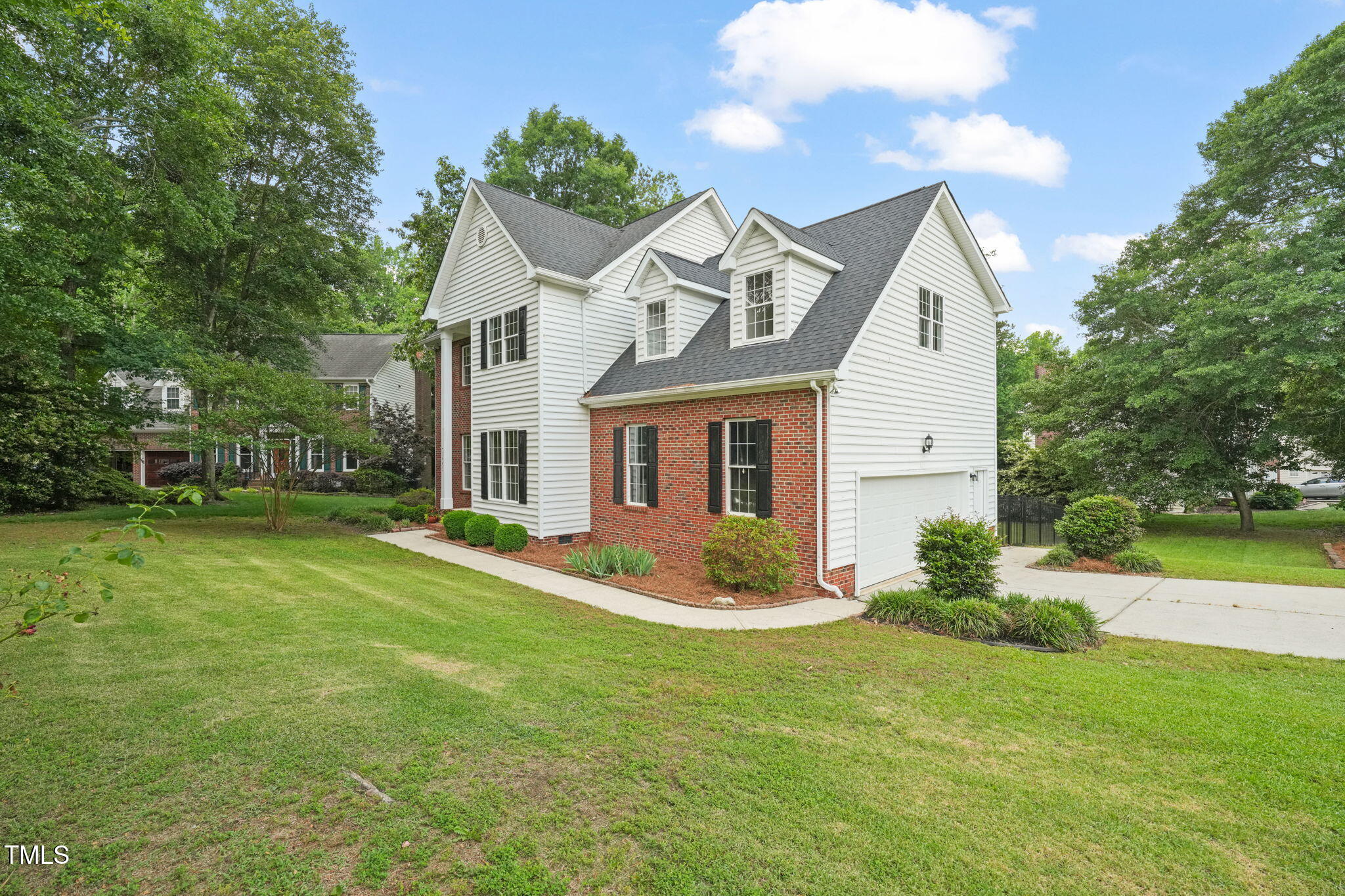 1005 Barmkin Place