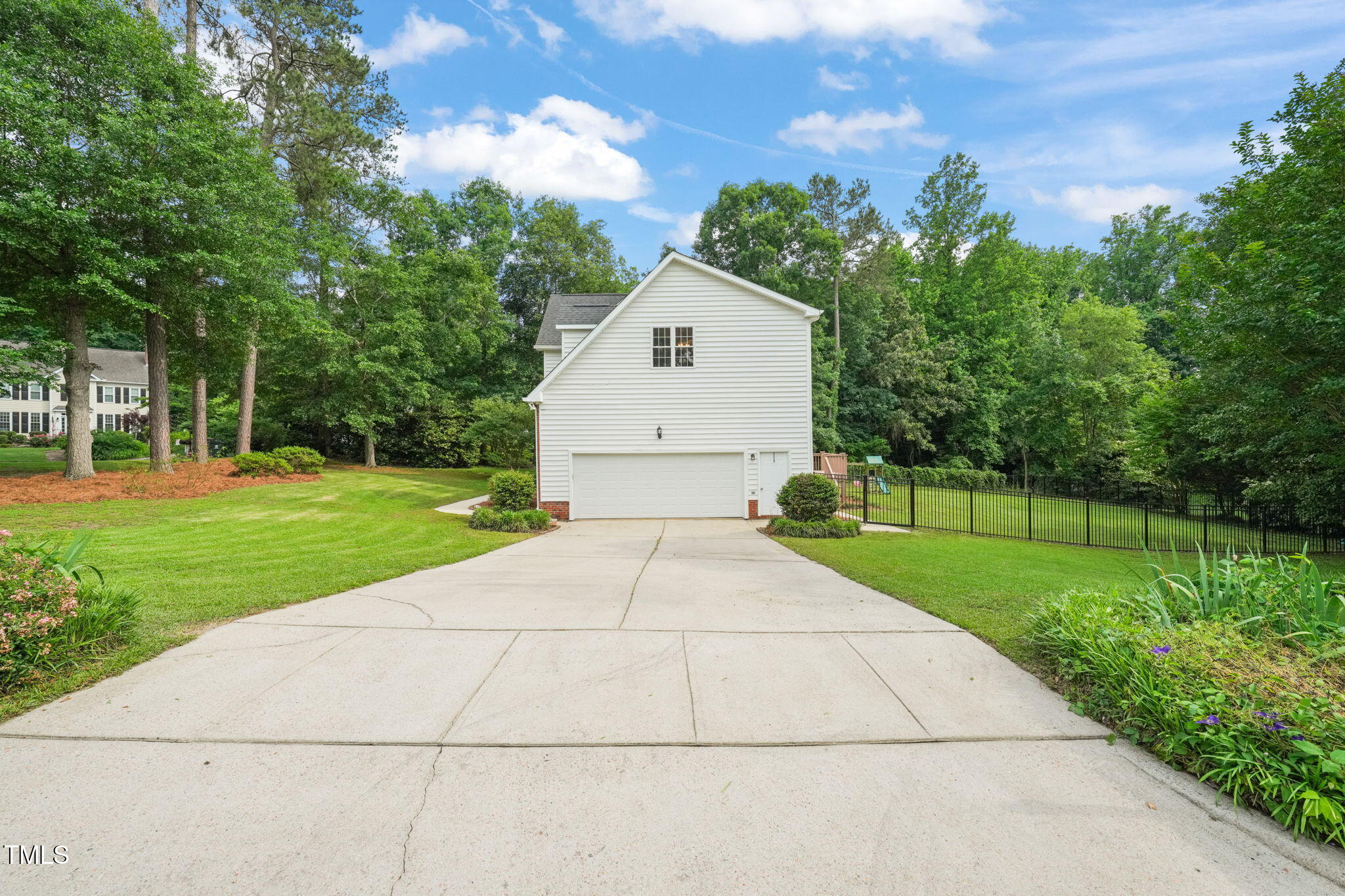 1005 Barmkin Place