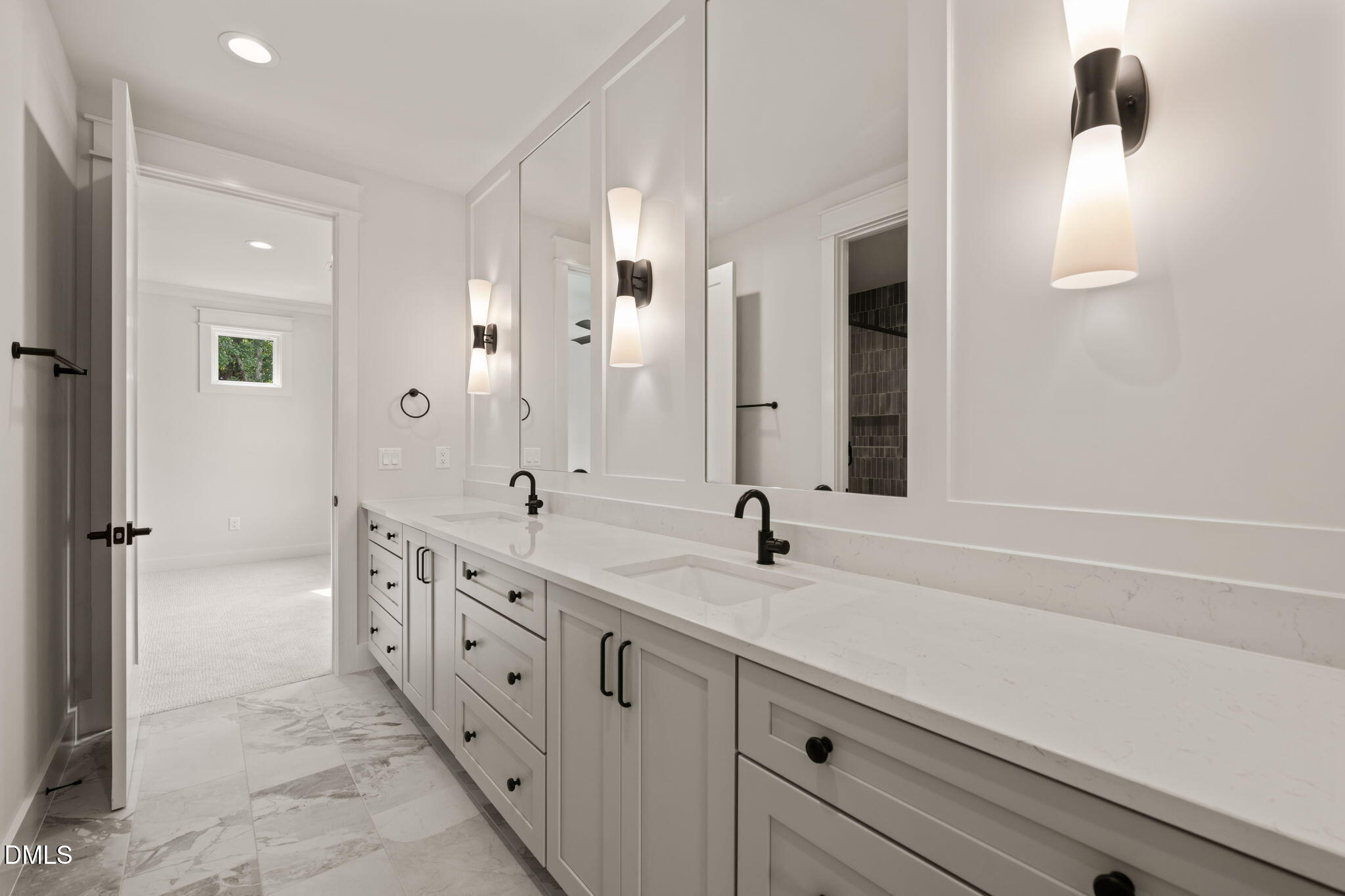 1725 Legacy Ridge Lane