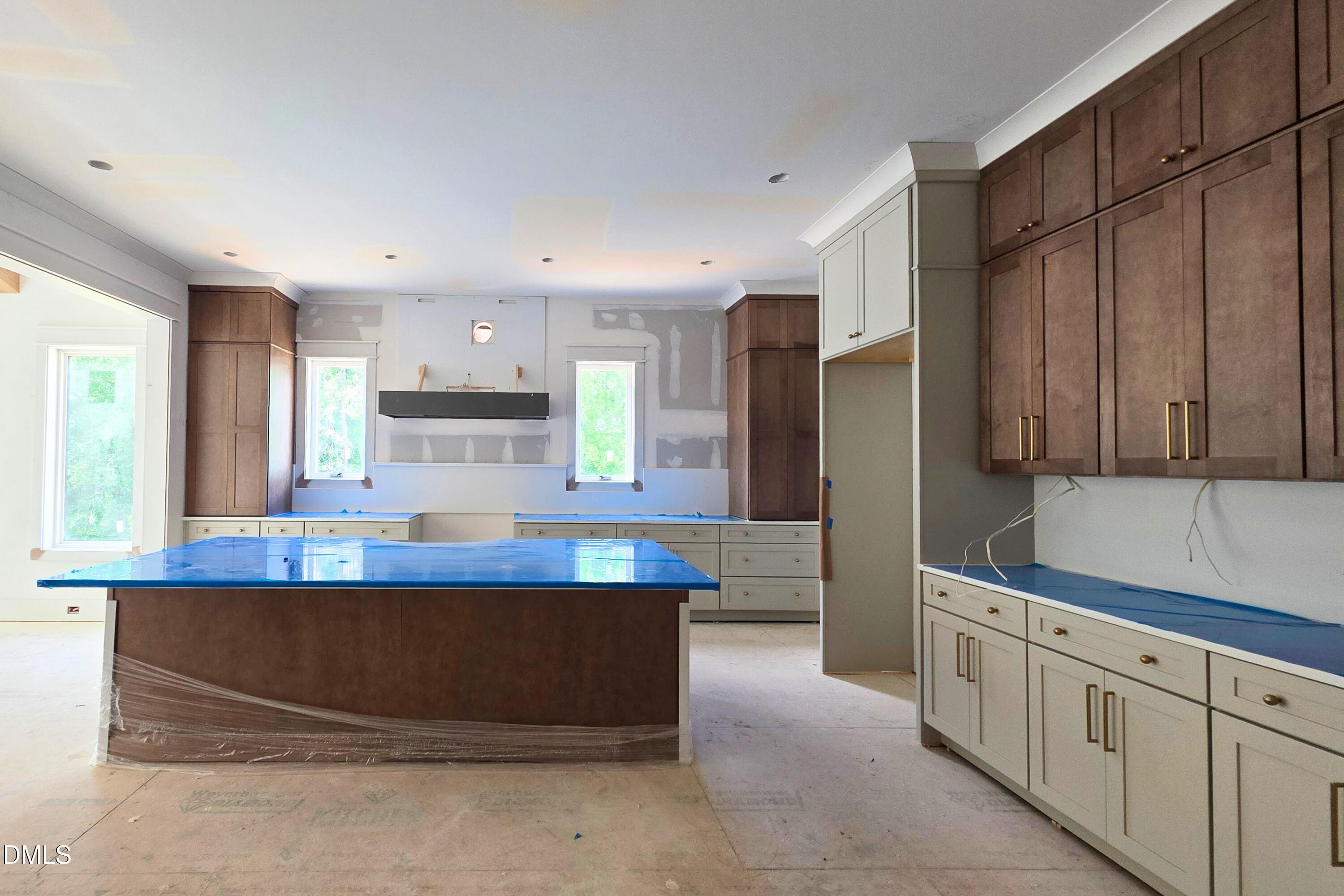 1725 Legacy Ridge Lane