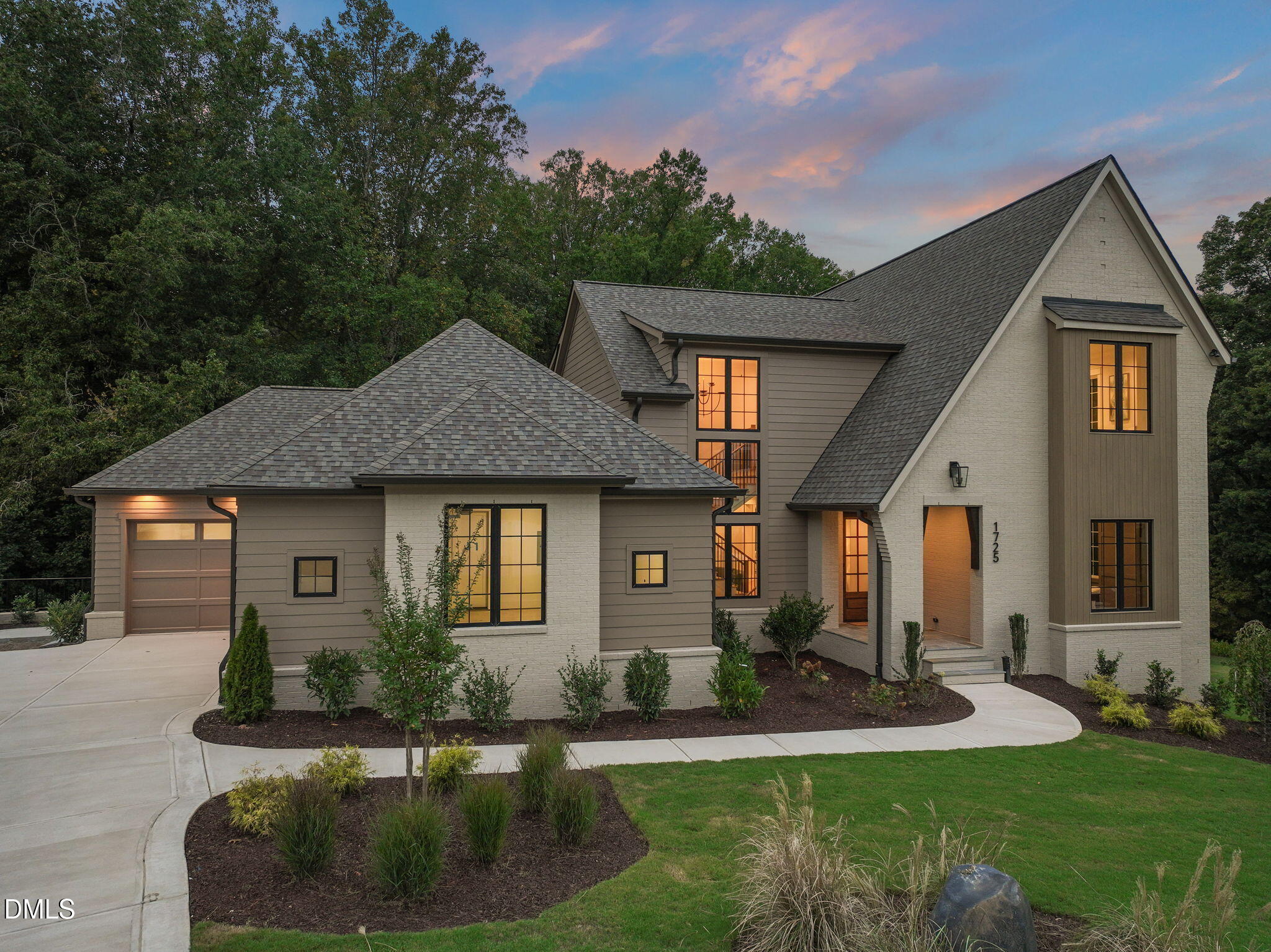 1725 Legacy Ridge Lane
