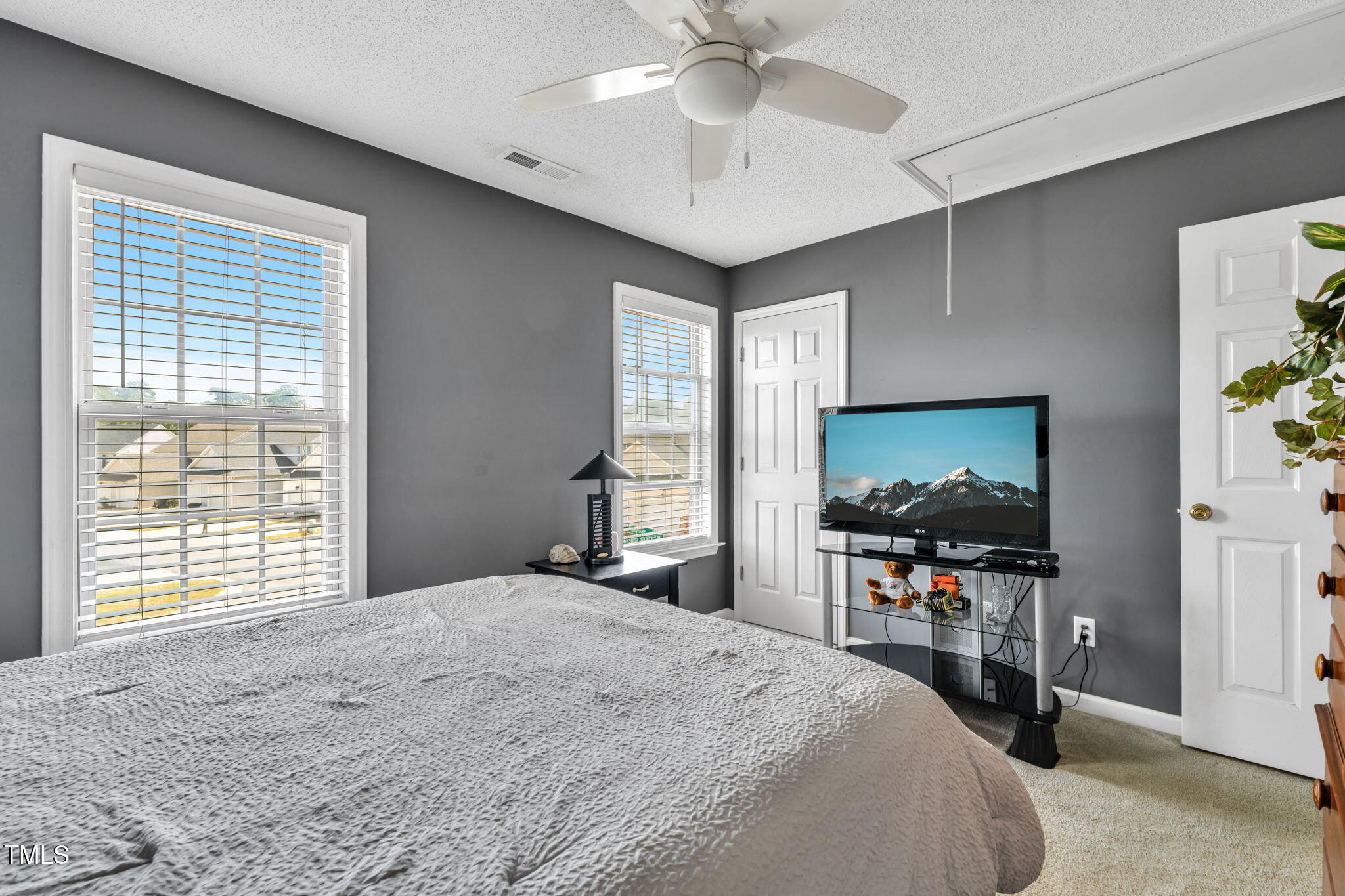 2203 Whistling Straits Way