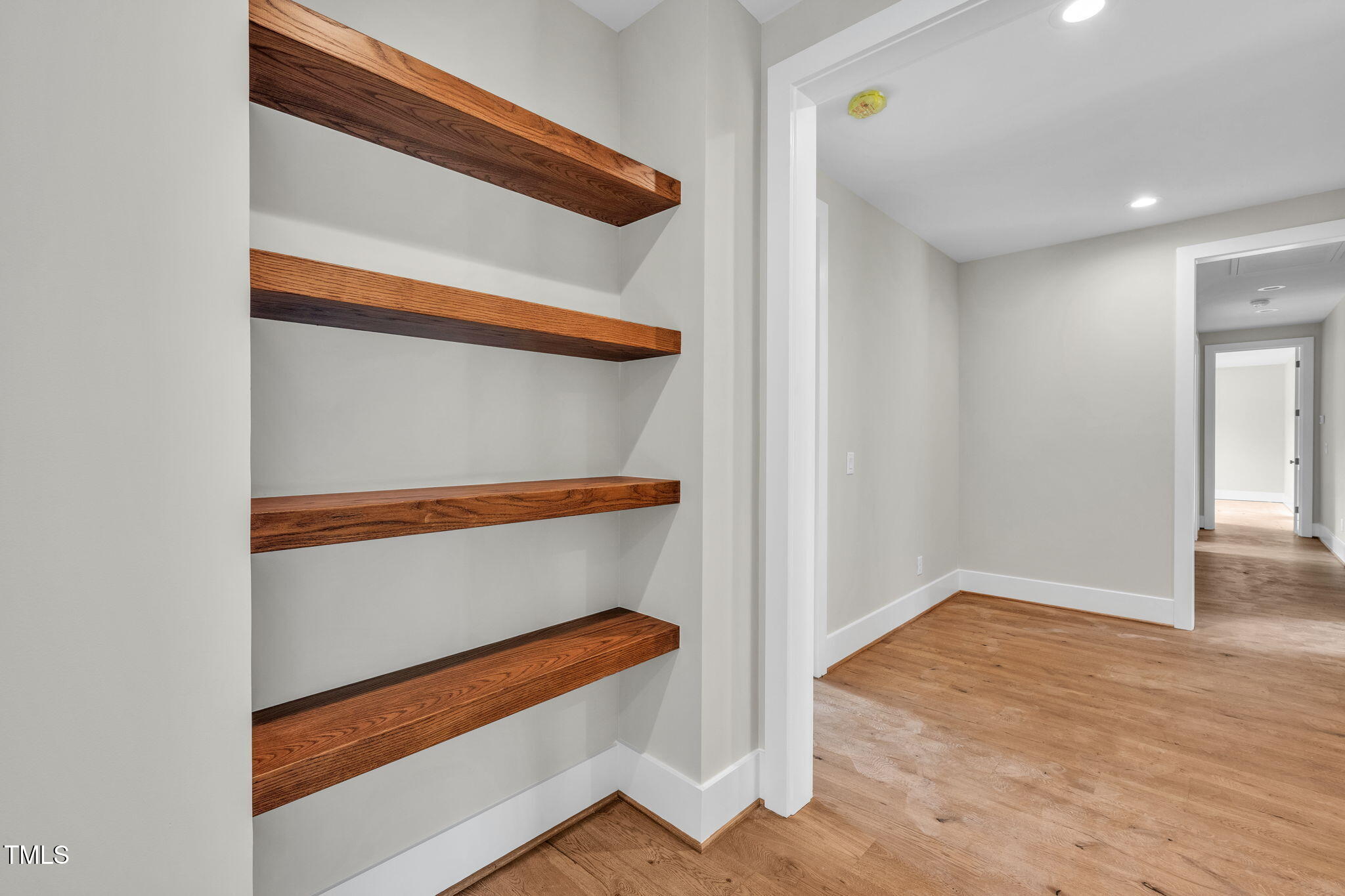 1812 Stream Manor Court