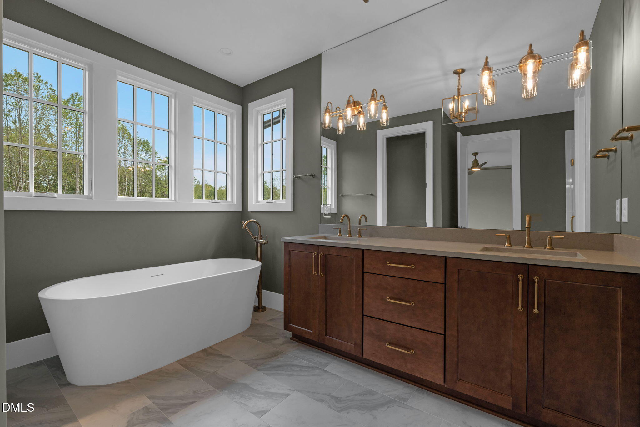 1812 Stream Manor Court