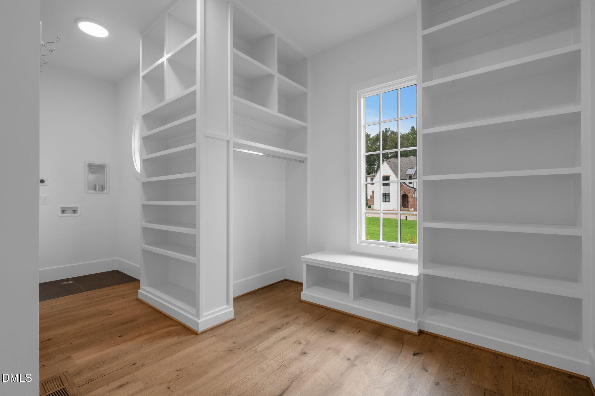 1812 Stream Manor Court