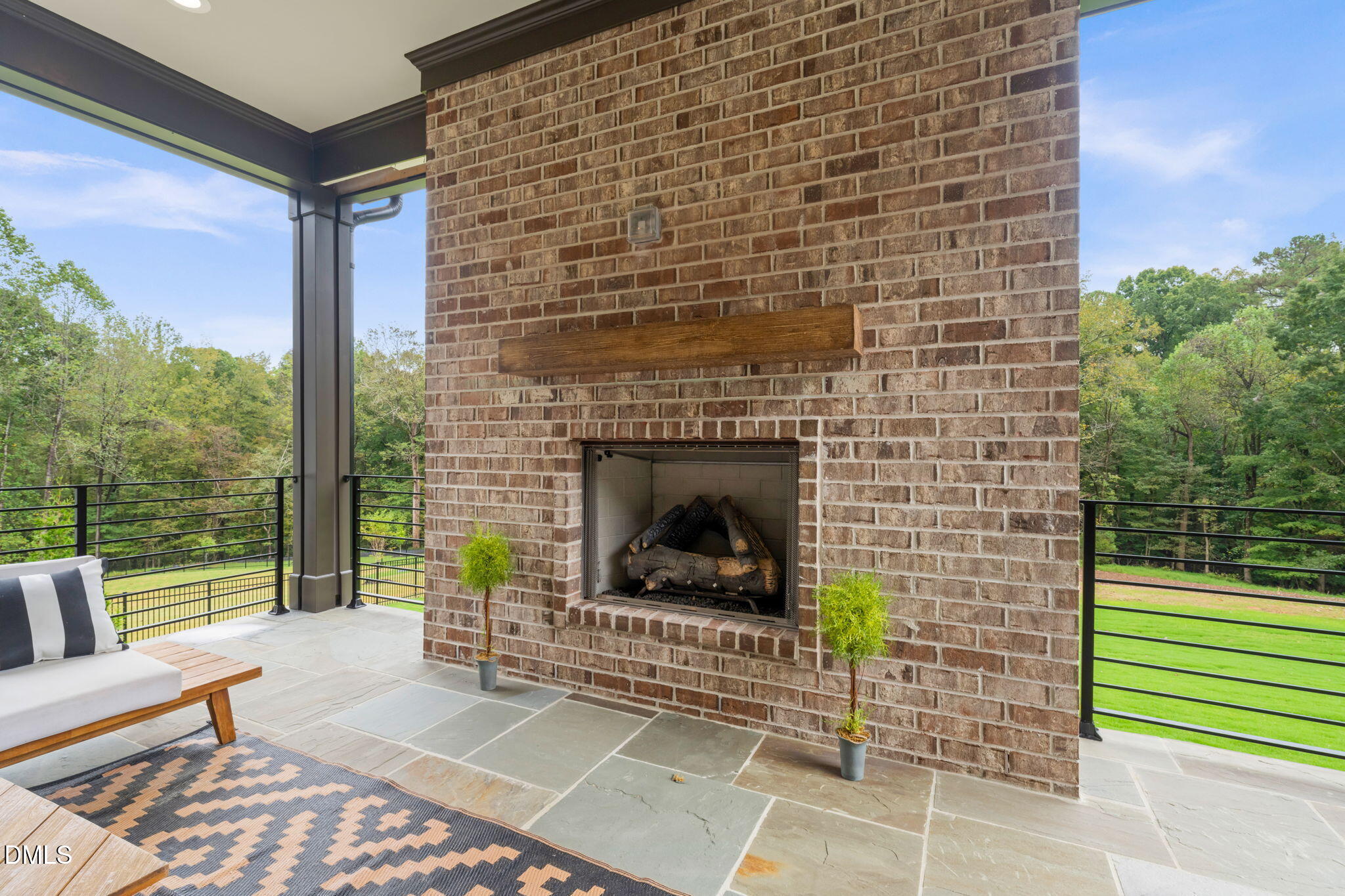 1812 Stream Manor Court