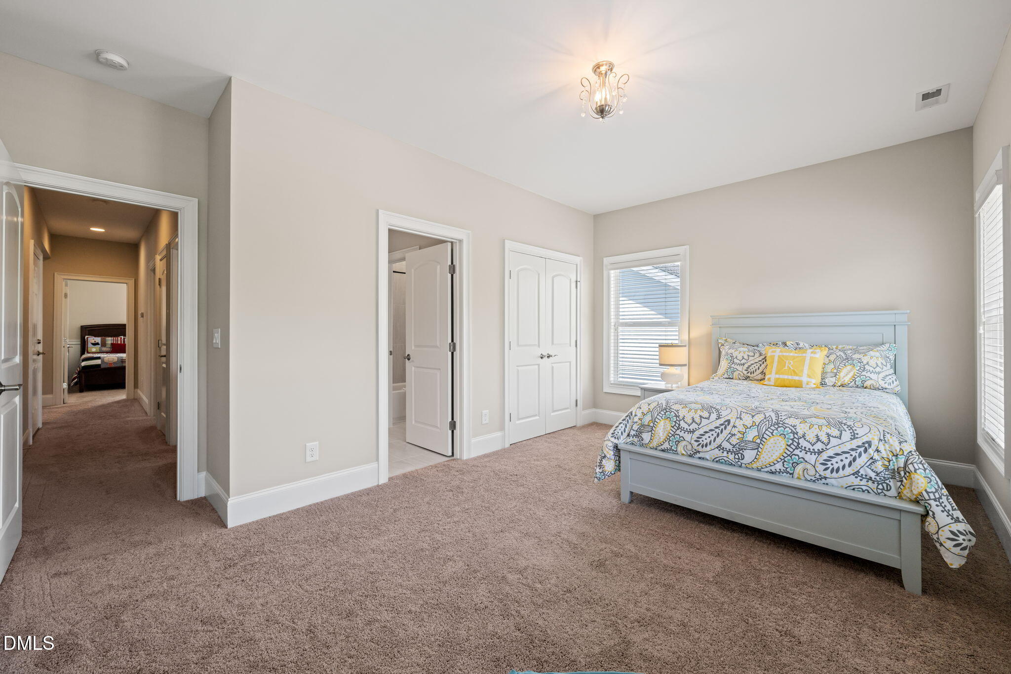 1528 Heritage Reserve Court