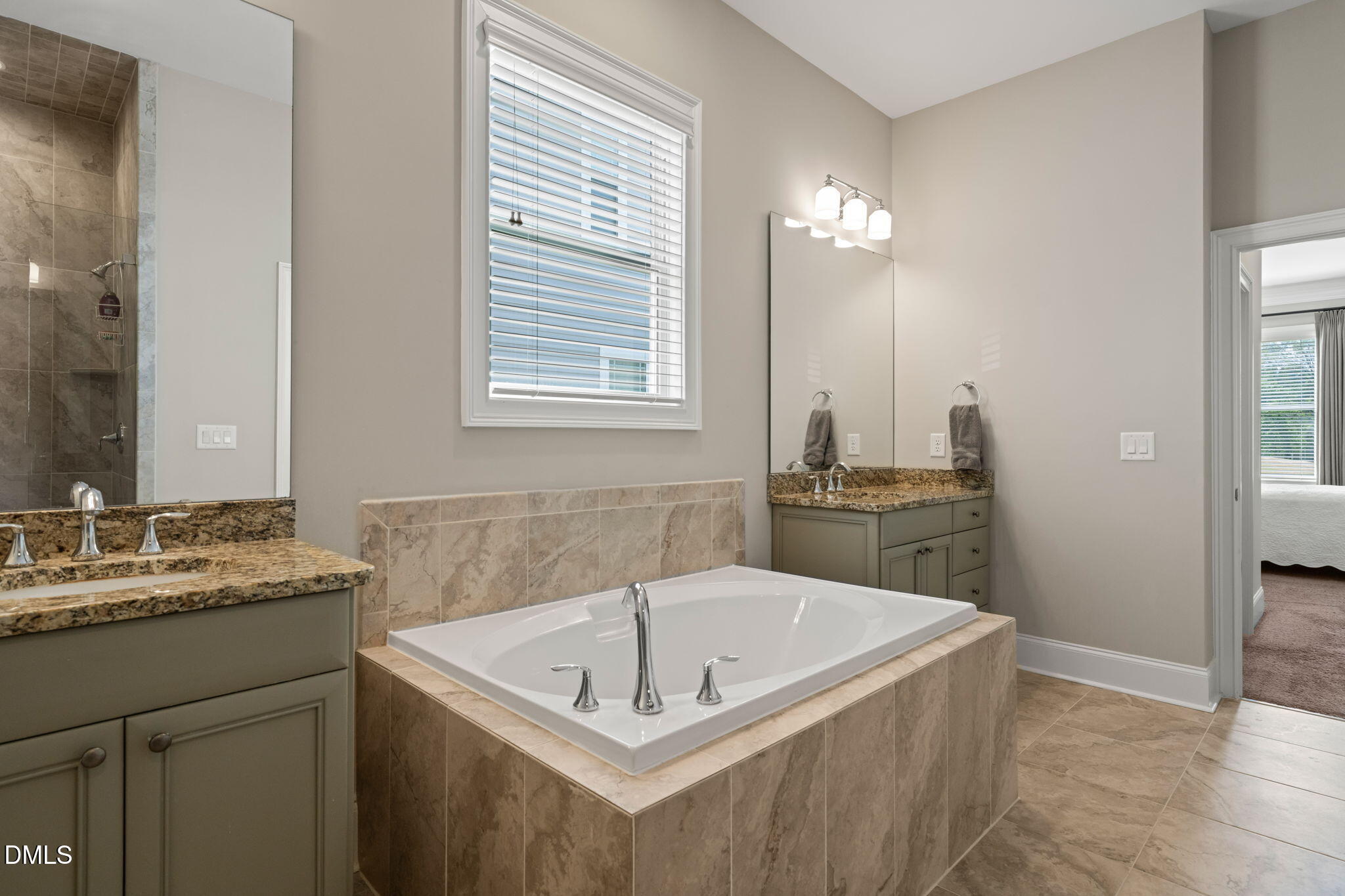 1528 Heritage Reserve Court