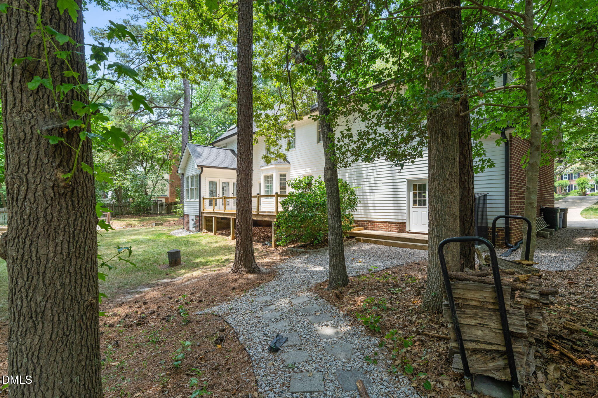 3320 Buck Run Trail