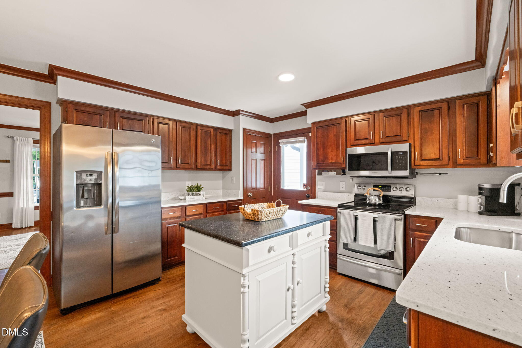 3012 W Annaley Drive