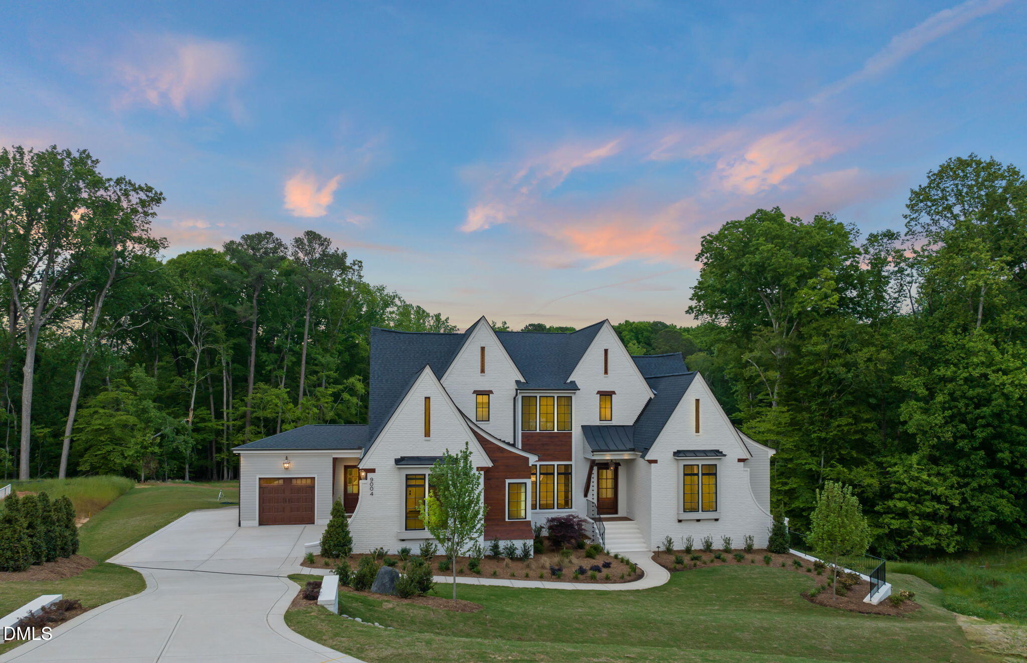 9004 Meadow Pointe Court