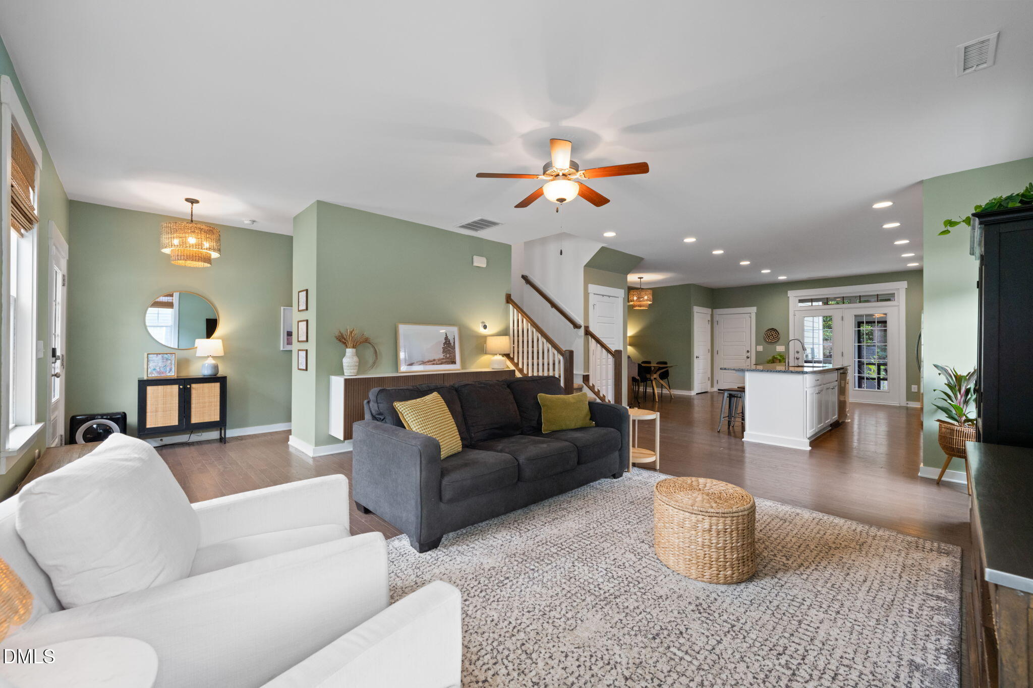 473 Triumph Lane
