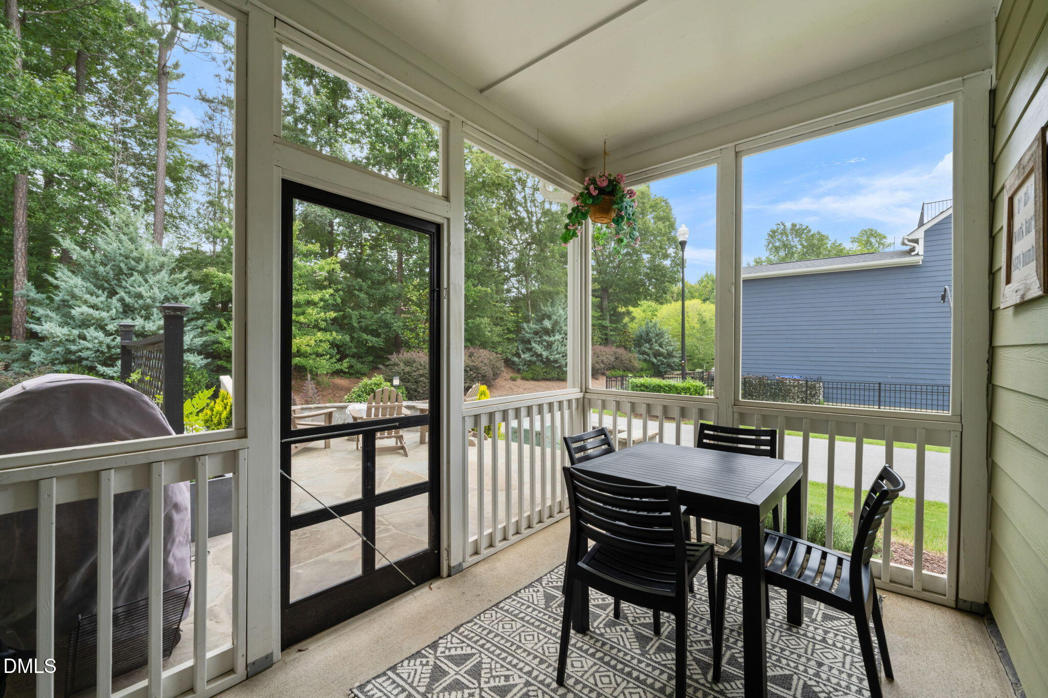 473 Triumph Lane