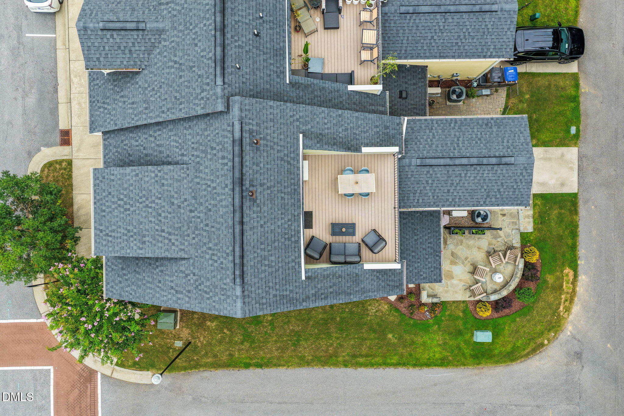 473 Triumph Lane
