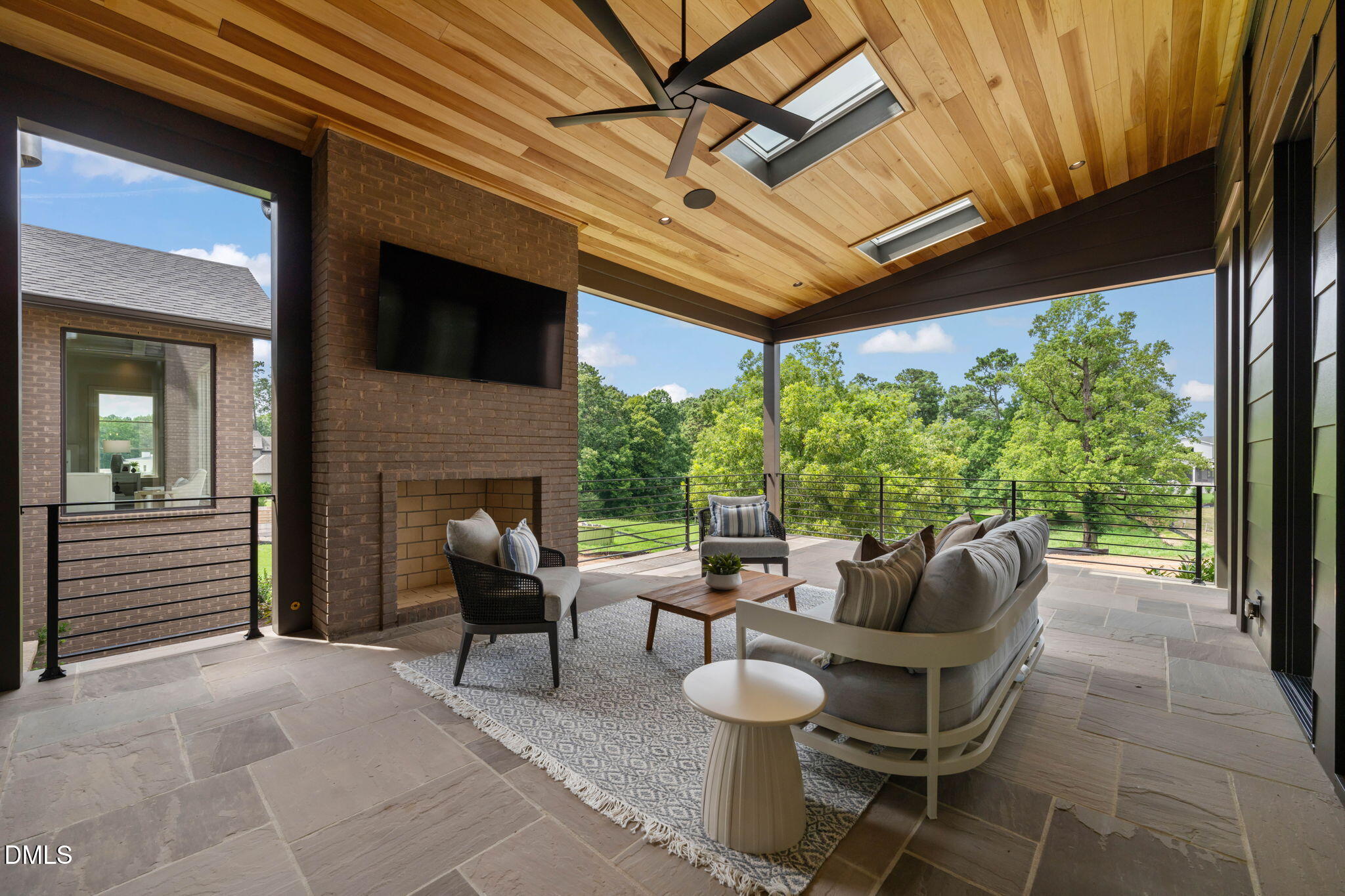 1637 Legacy Ridge Lane