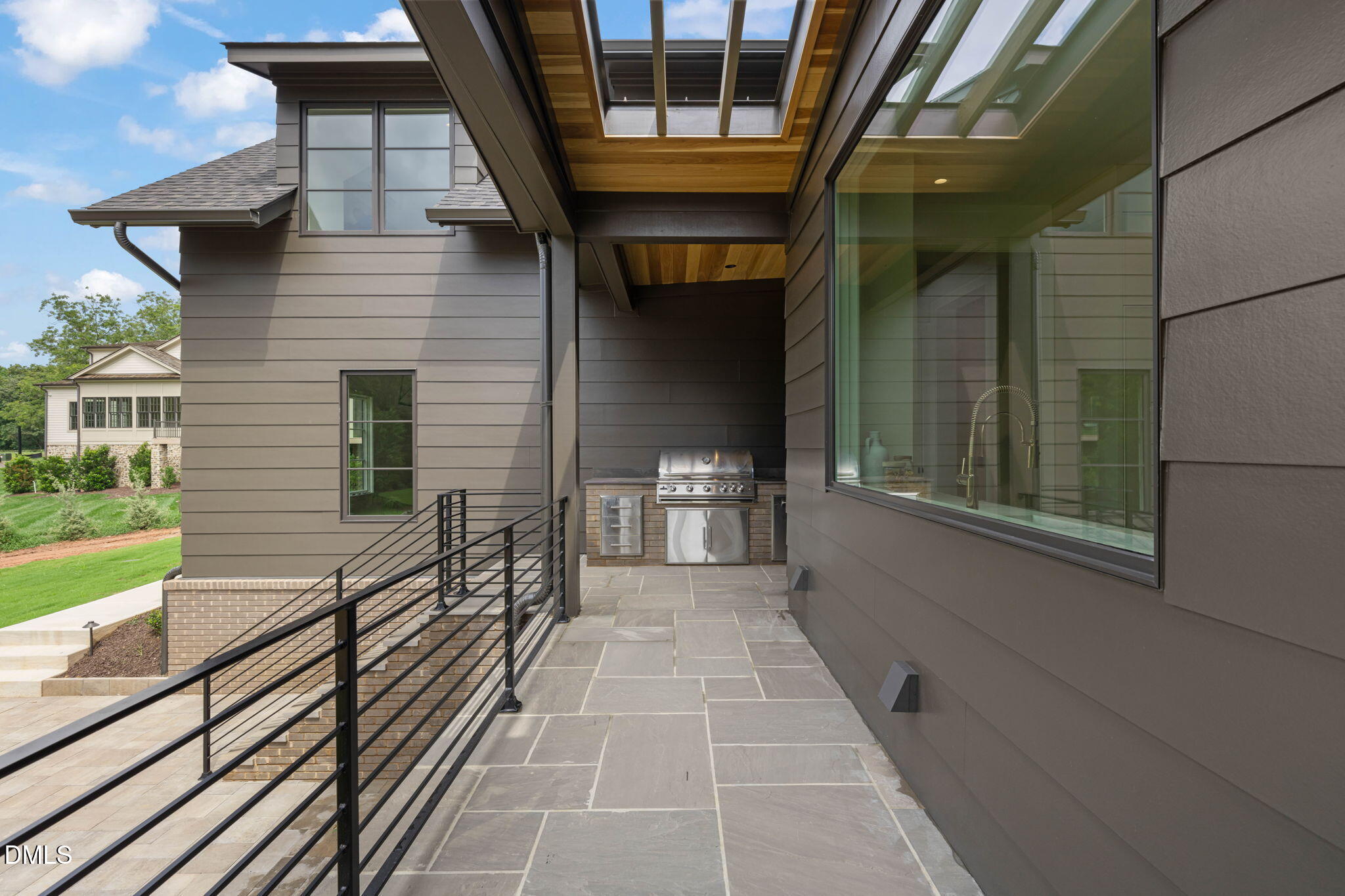 1637 Legacy Ridge Lane