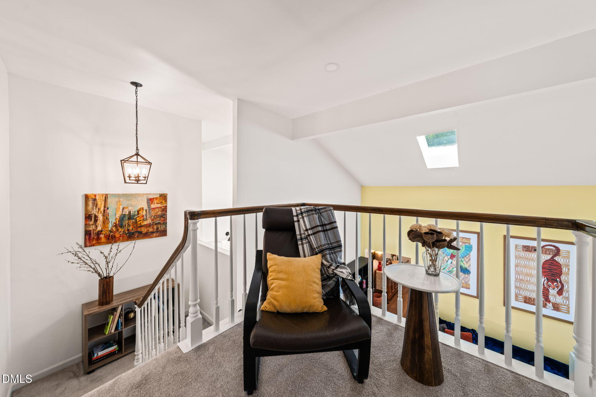 449 Crossvine Close