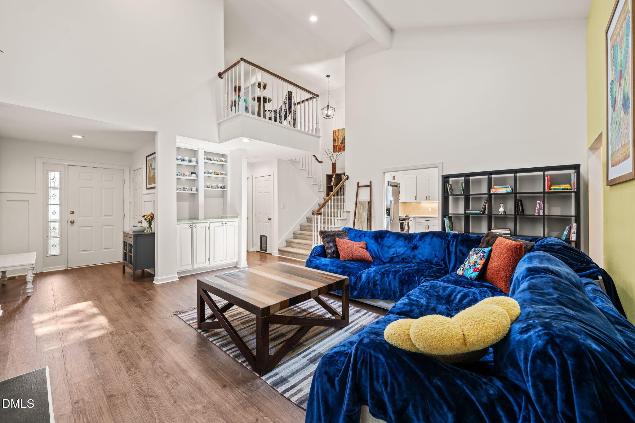 449 Crossvine Close