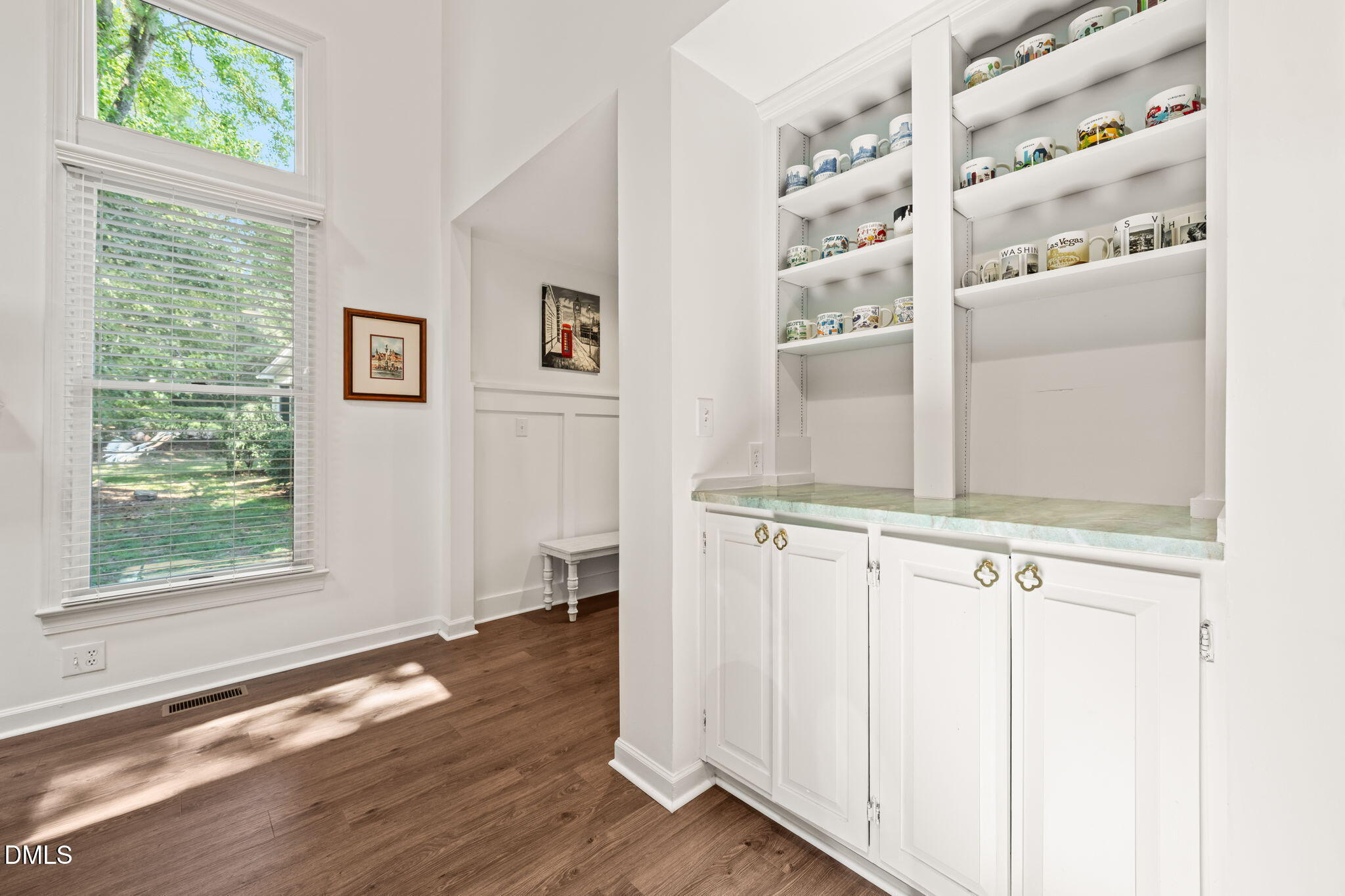 449 Crossvine Close