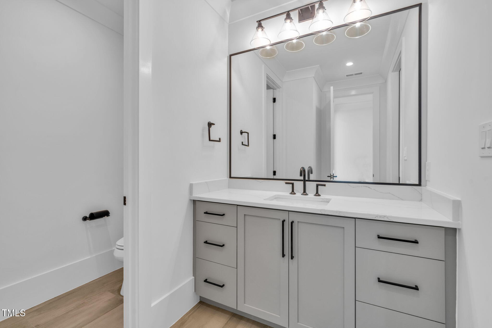 8917 Grand Highland Way