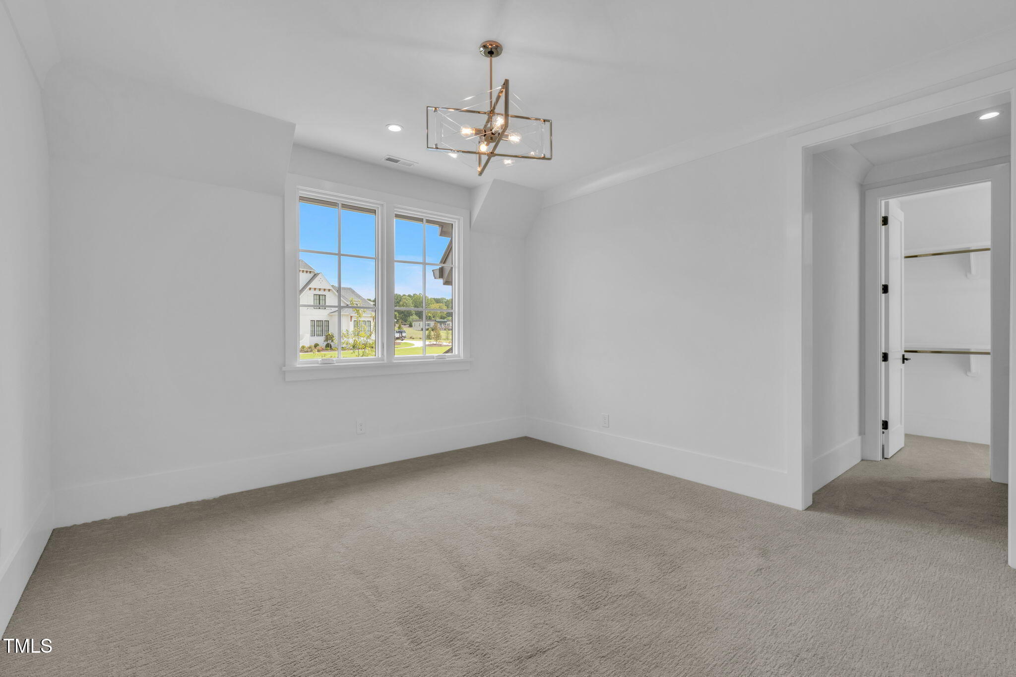 8917 Grand Highland Way