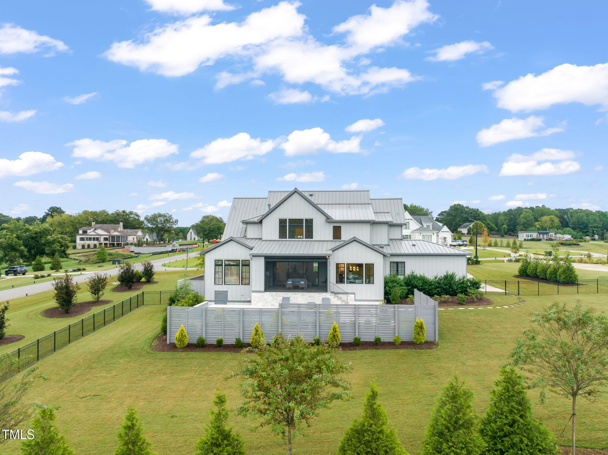 8917 Grand Highland Way