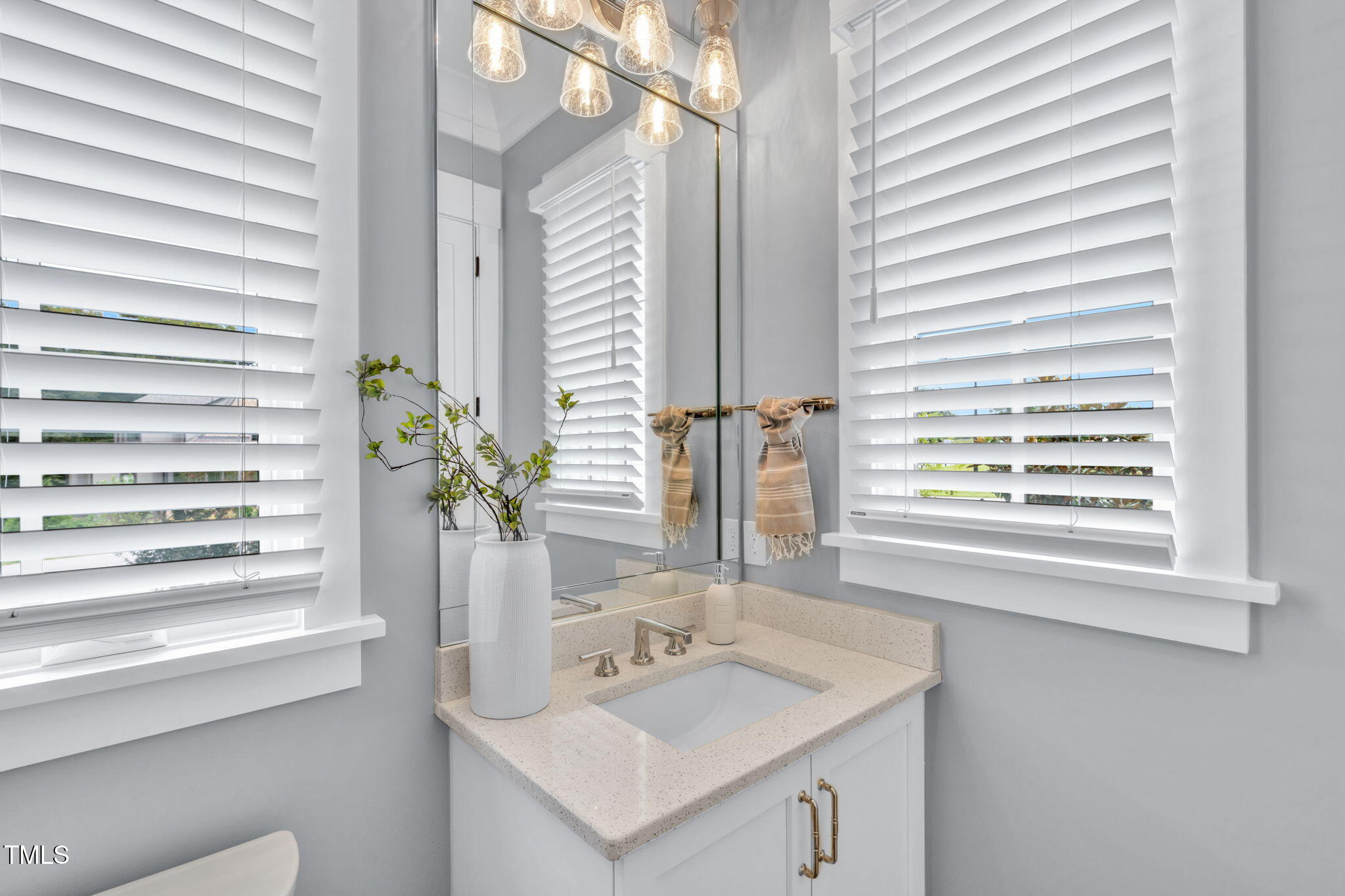 8917 Grand Highland Way