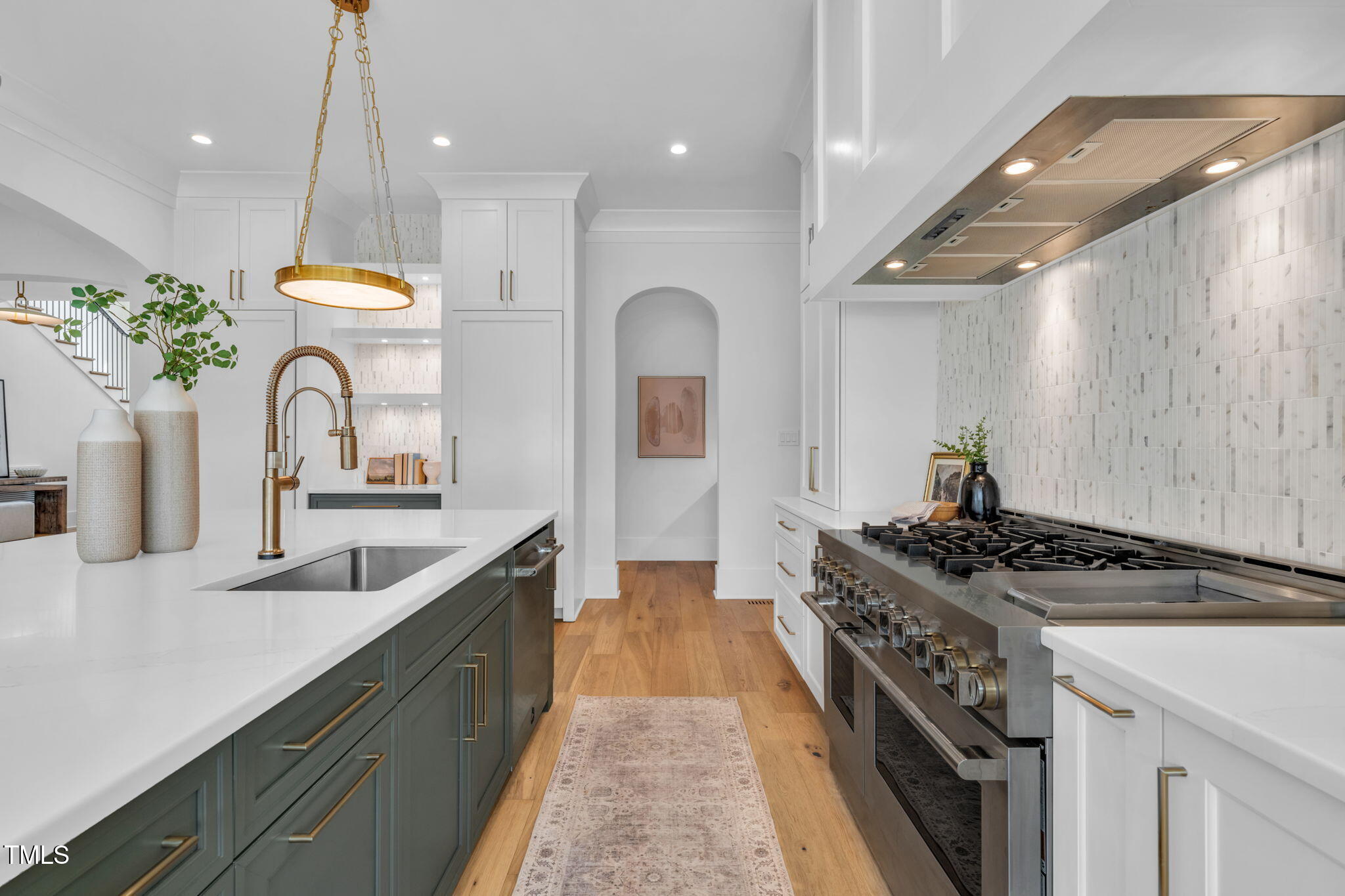 8917 Grand Highland Way