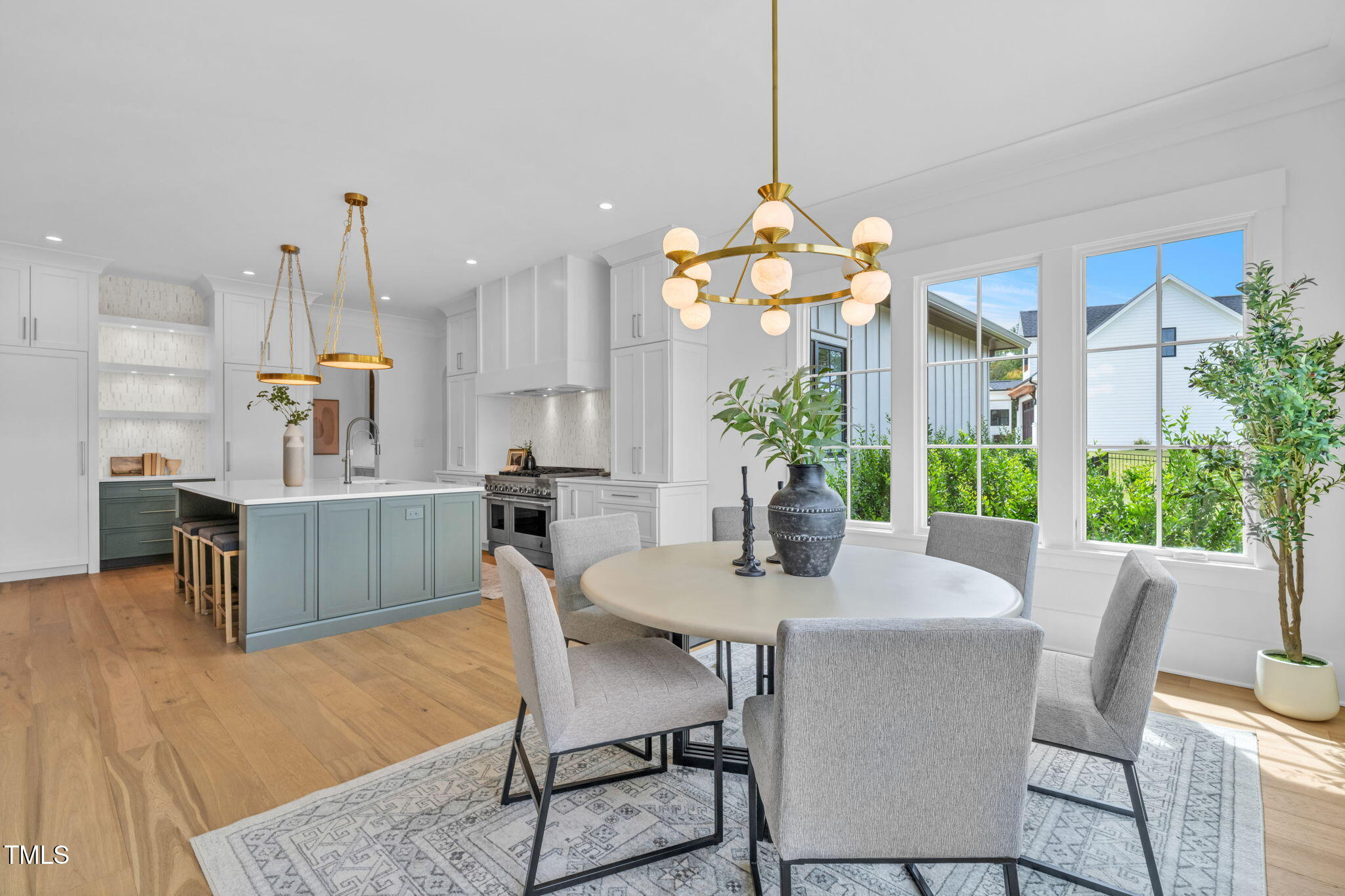 8917 Grand Highland Way