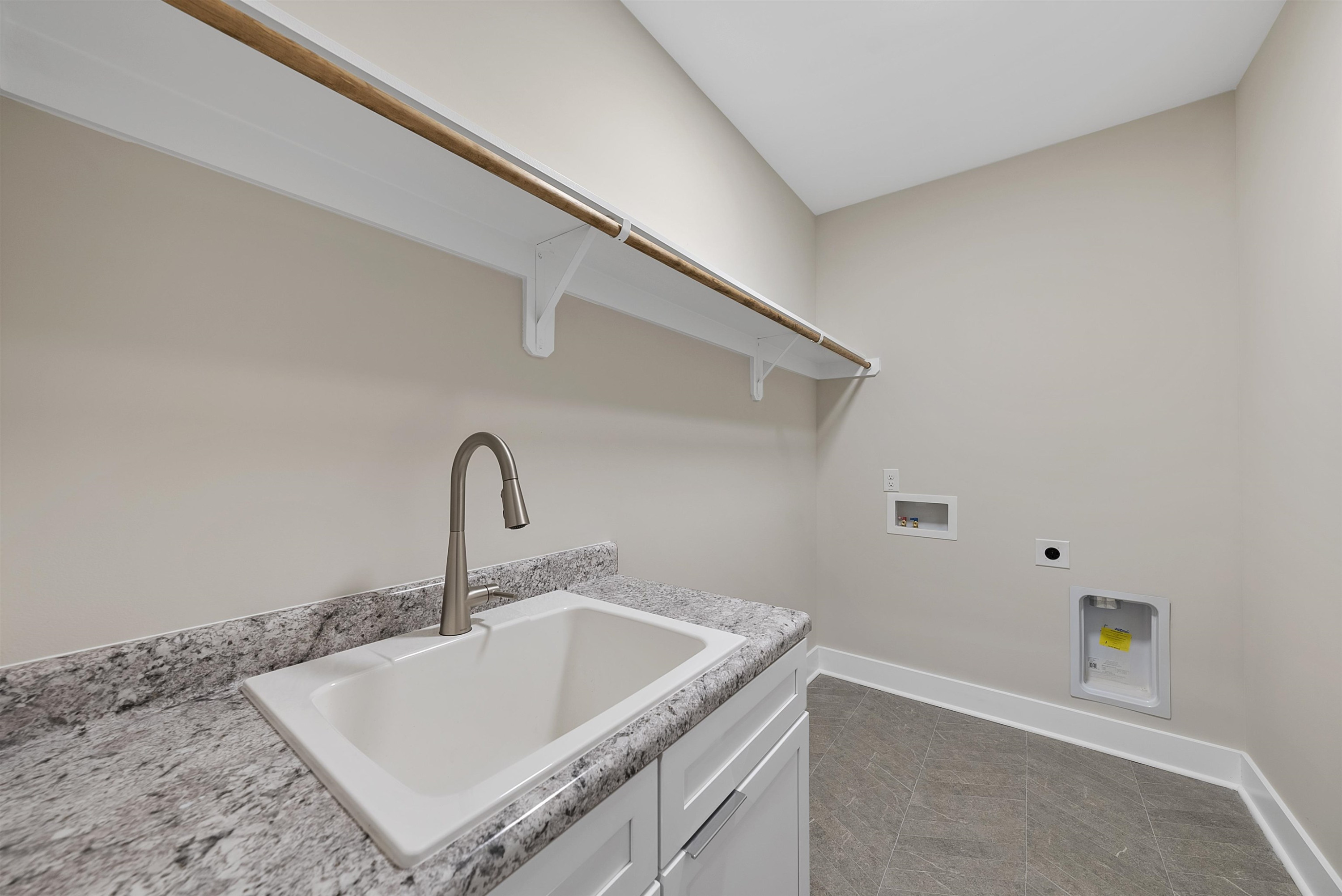 90 Beauview Way