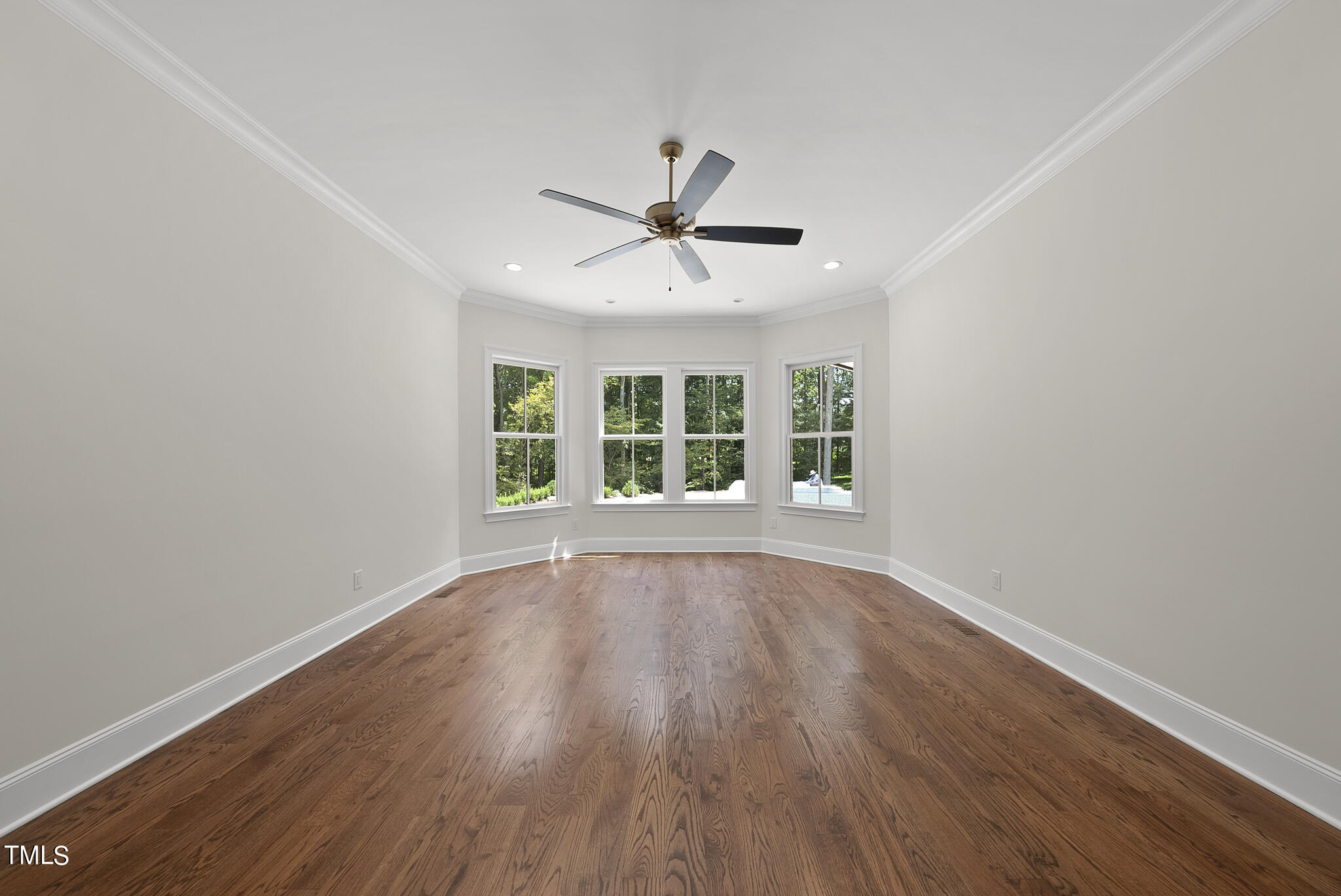 9108 Overlook Crest Drive