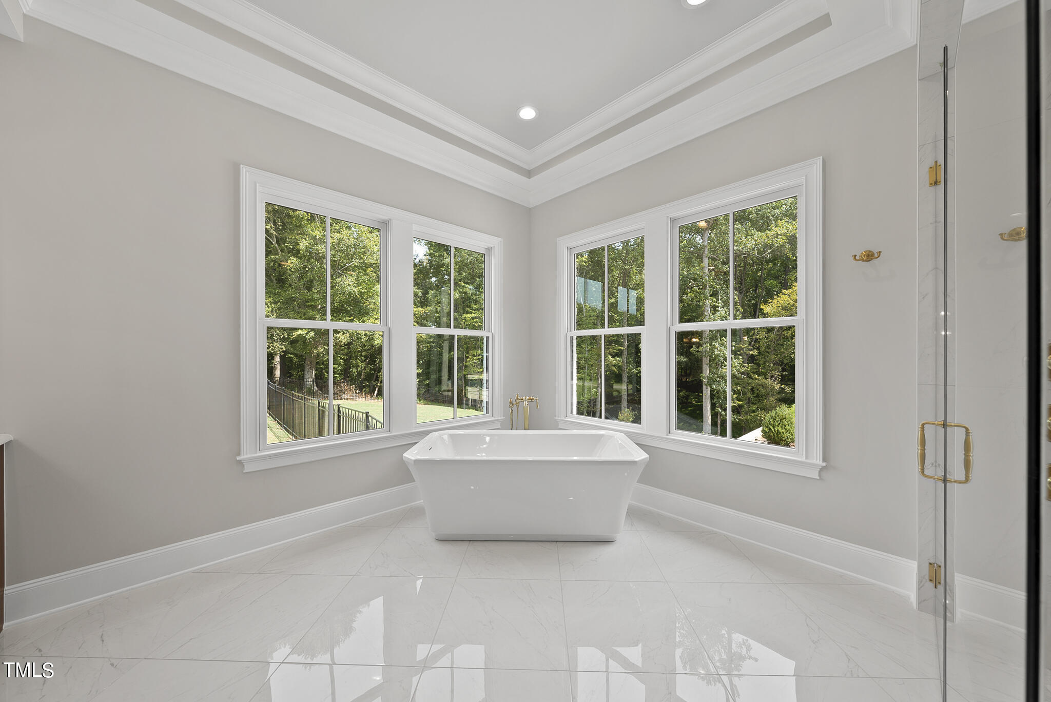 9108 Overlook Crest Drive