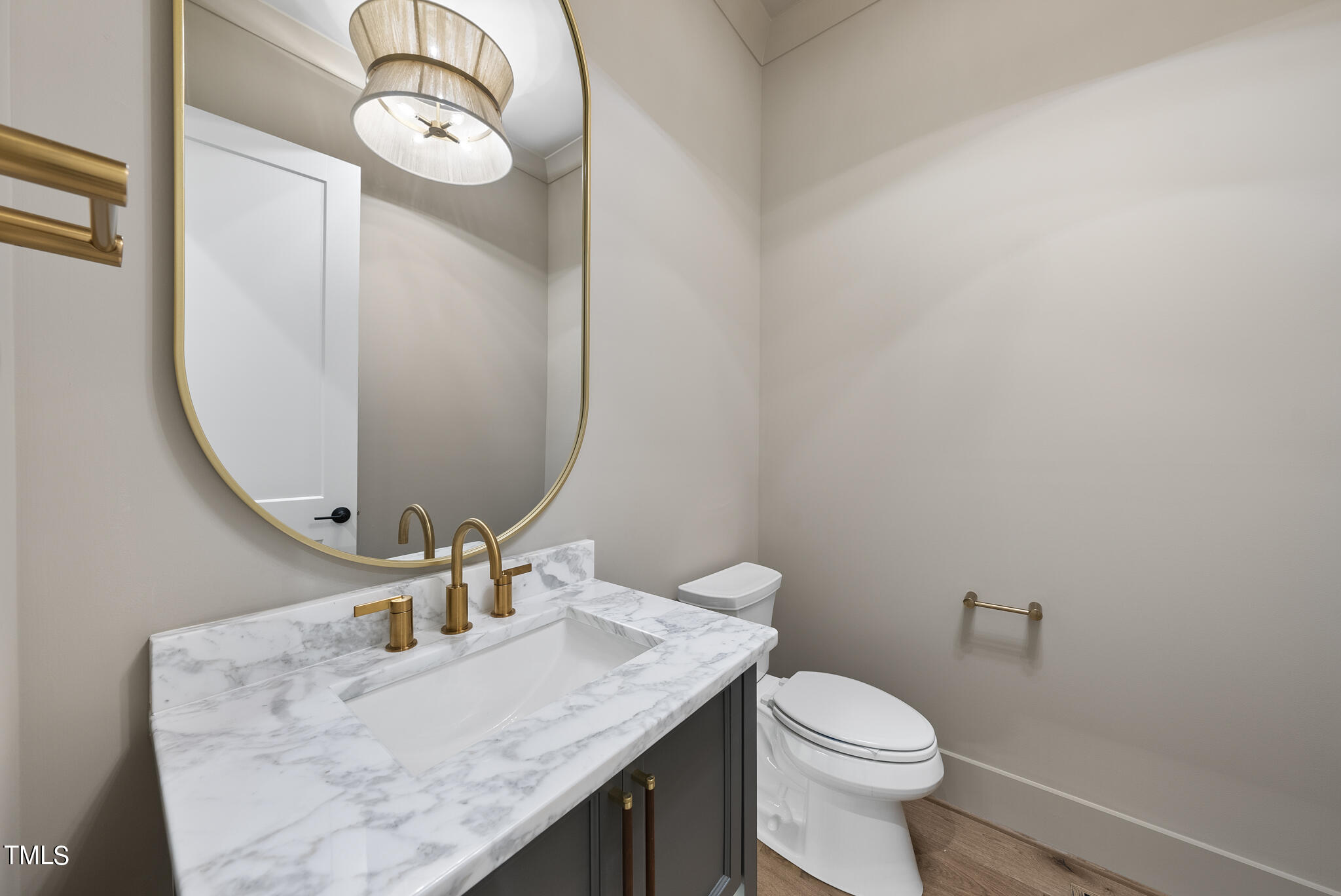 1605 Legacy Ridge Lane