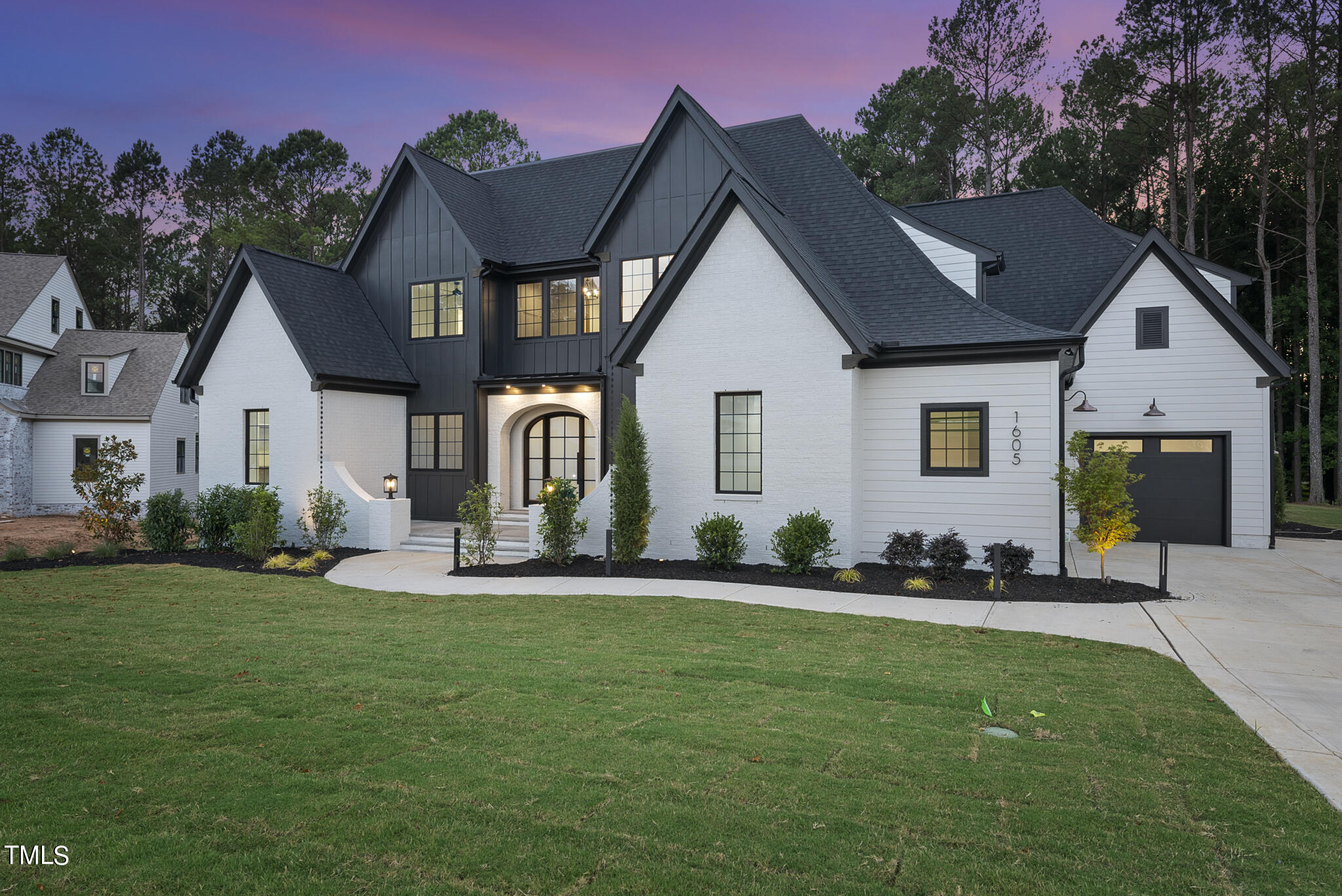 1605 Legacy Ridge Lane