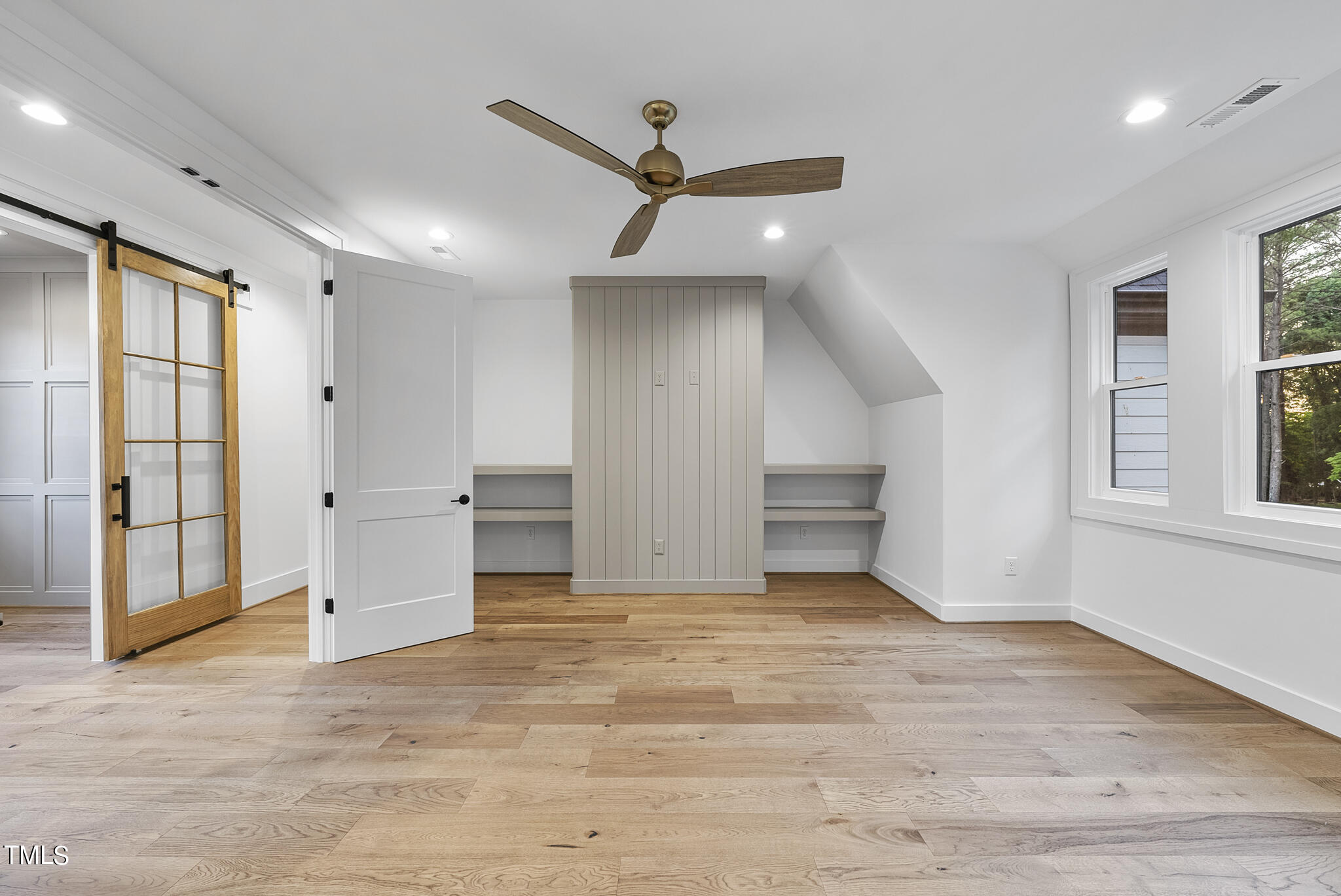 1605 Legacy Ridge Lane