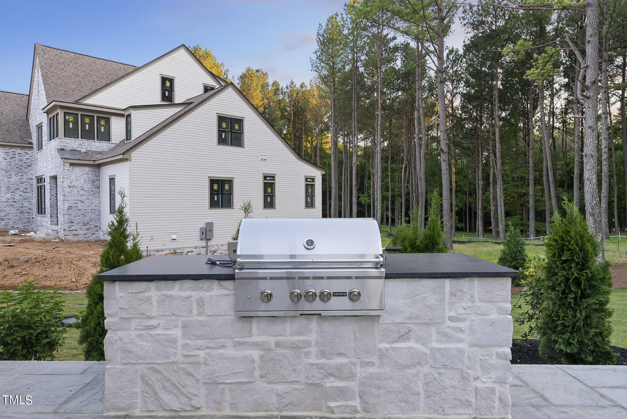 1605 Legacy Ridge Lane