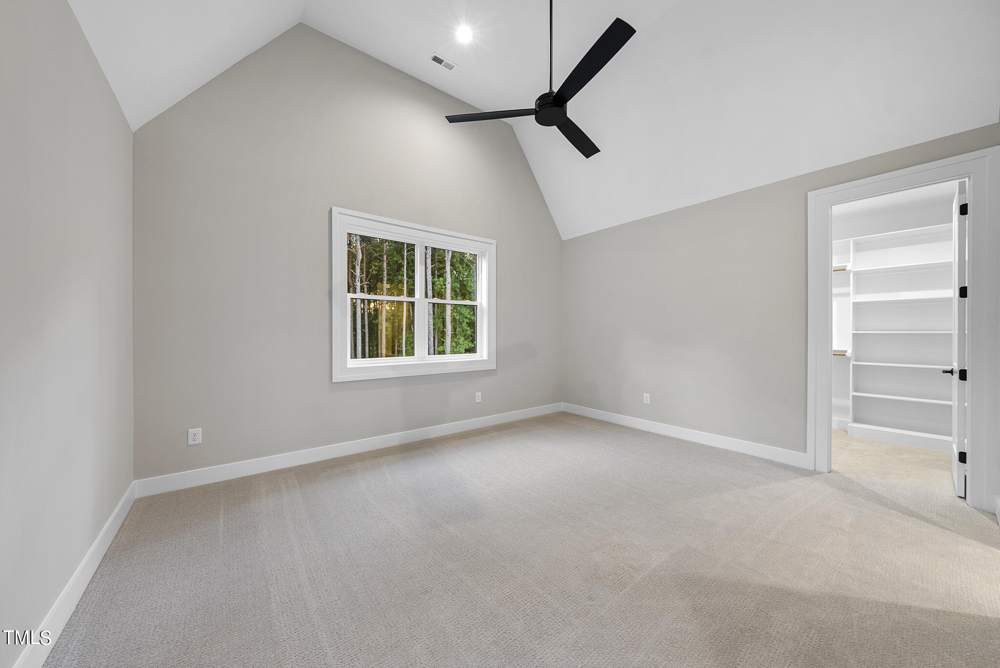 1605 Legacy Ridge Lane