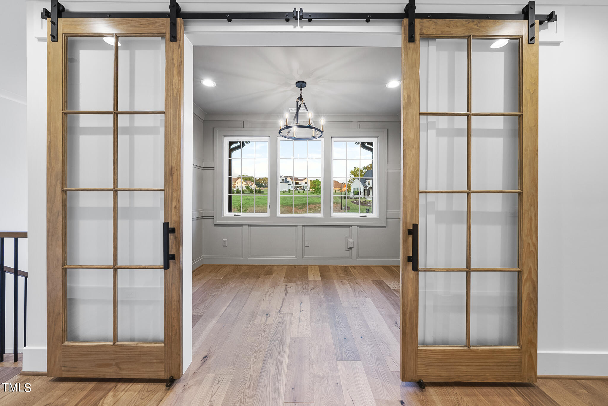 1605 Legacy Ridge Lane