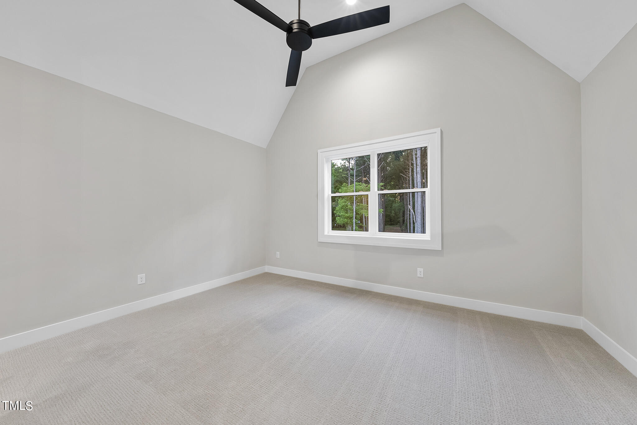 1605 Legacy Ridge Lane