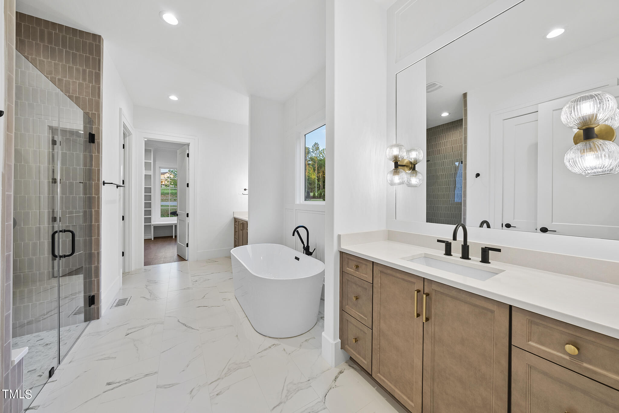 1605 Legacy Ridge Lane