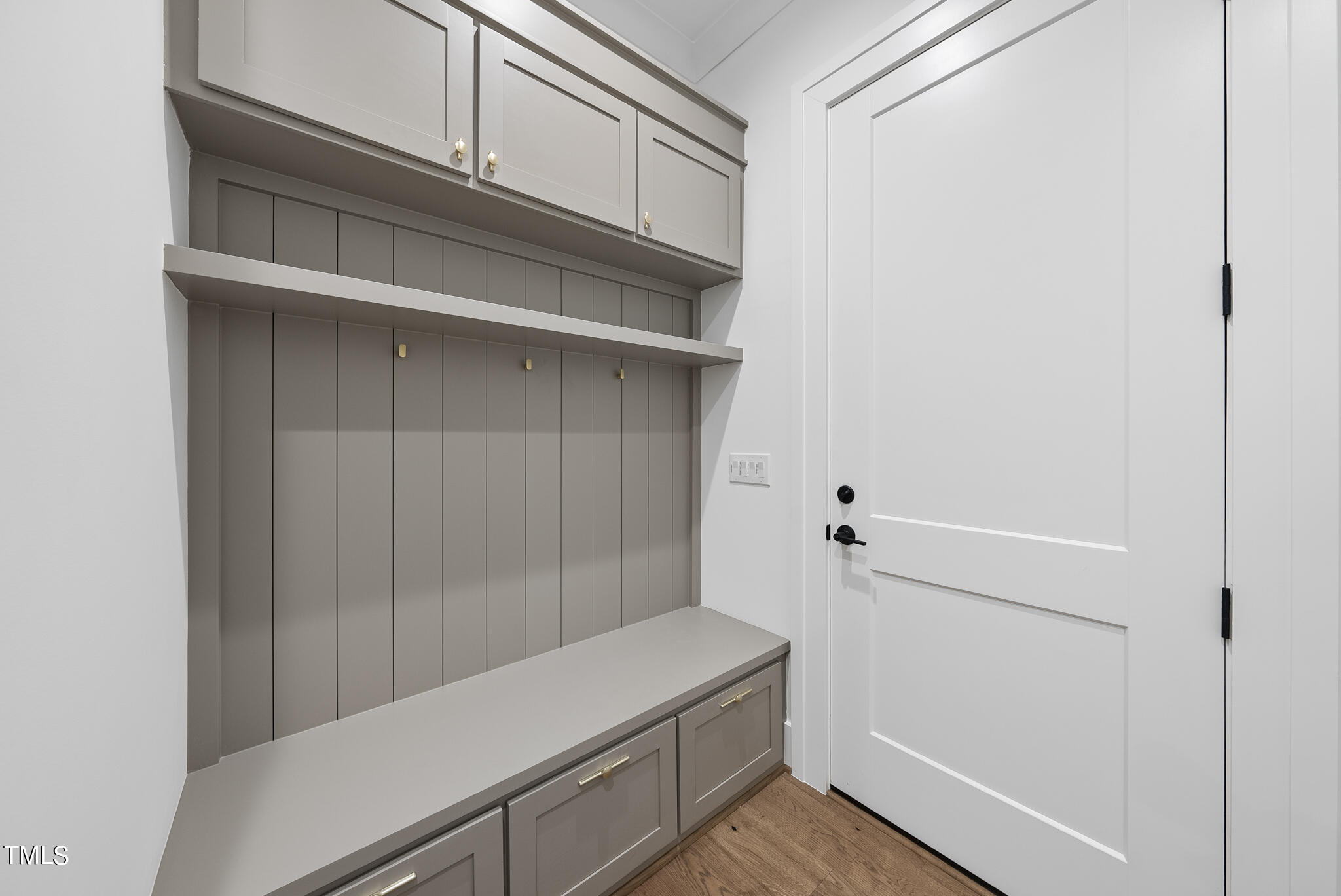 1605 Legacy Ridge Lane