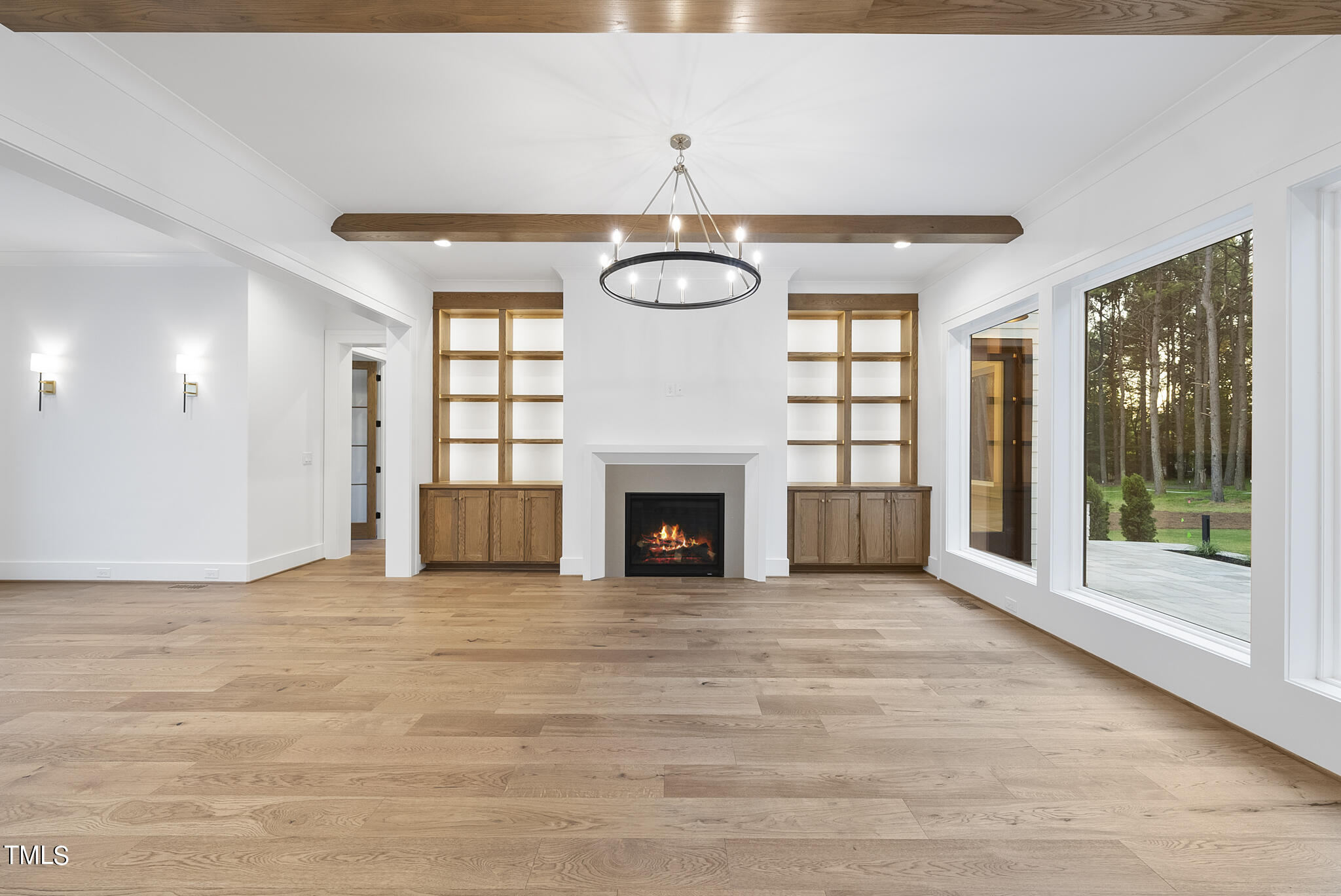 1605 Legacy Ridge Lane