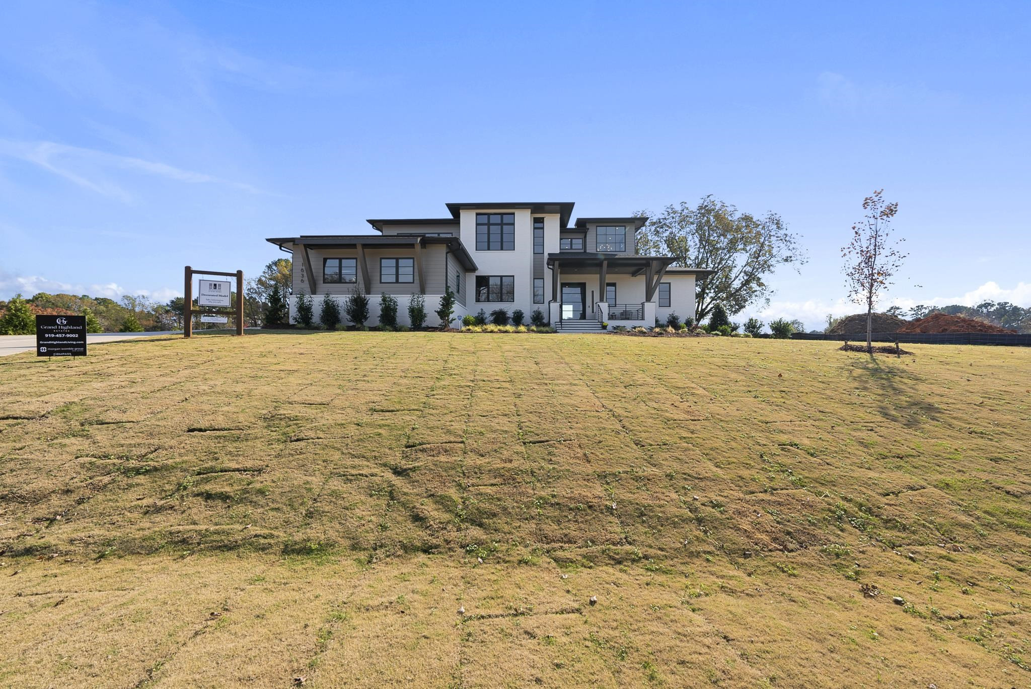 1636 Legacy Ridge Lane