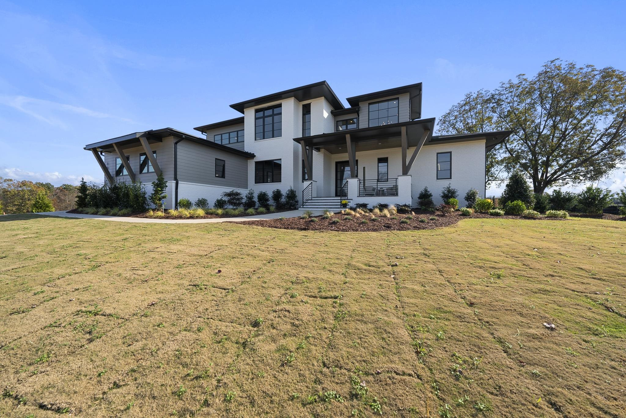 1636 Legacy Ridge Lane