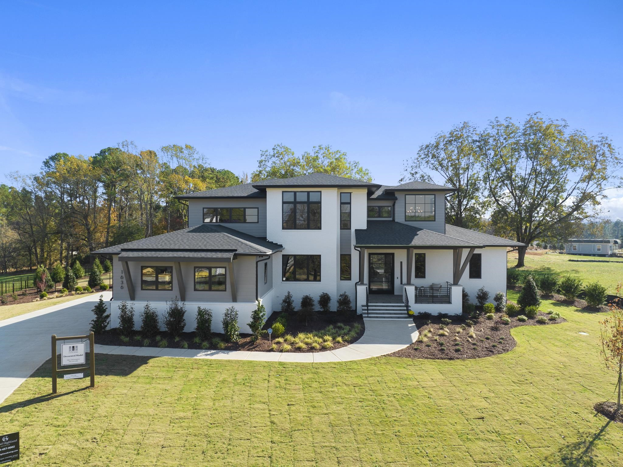 1636 Legacy Ridge Lane