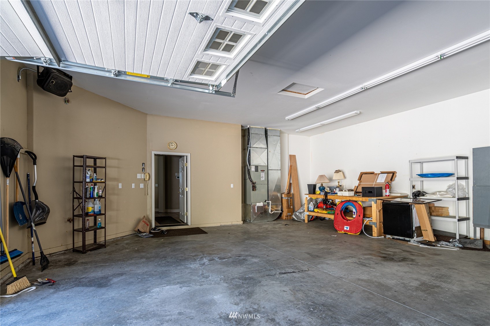 7460 Navarre Drive