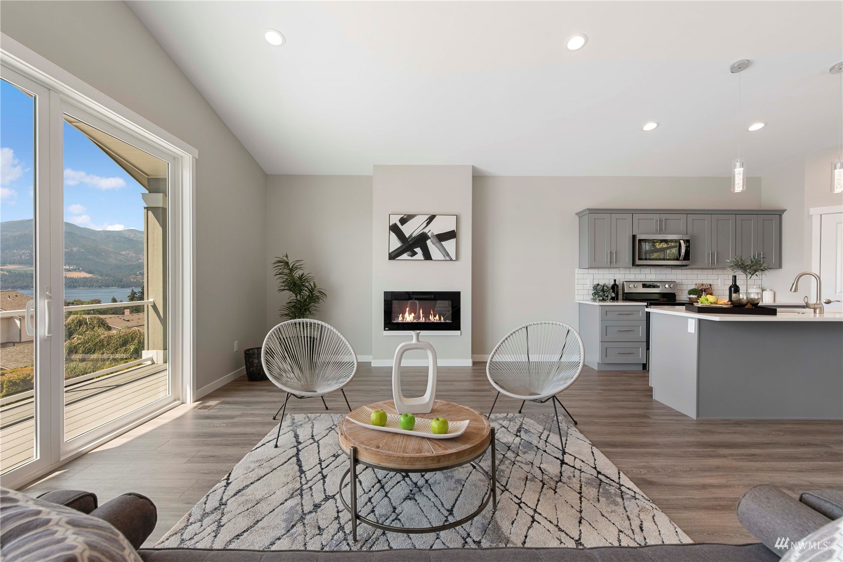 19 Bayview Lane