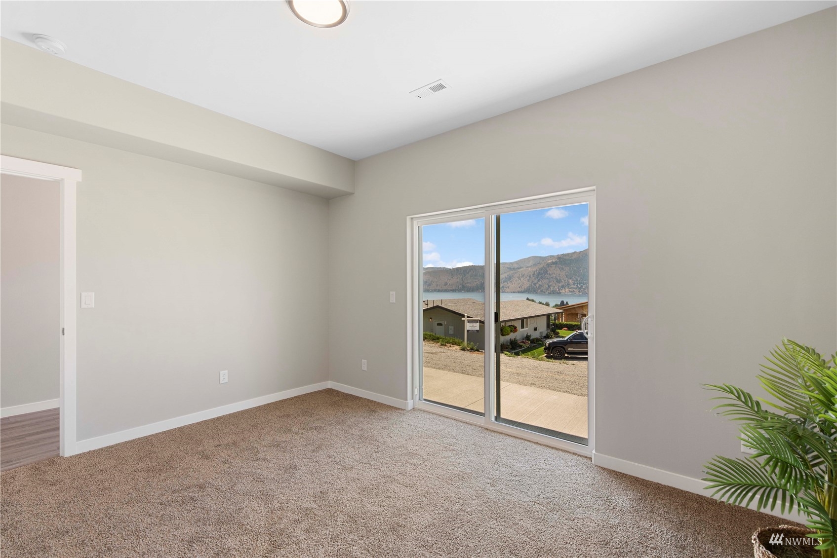 19 Bayview Lane